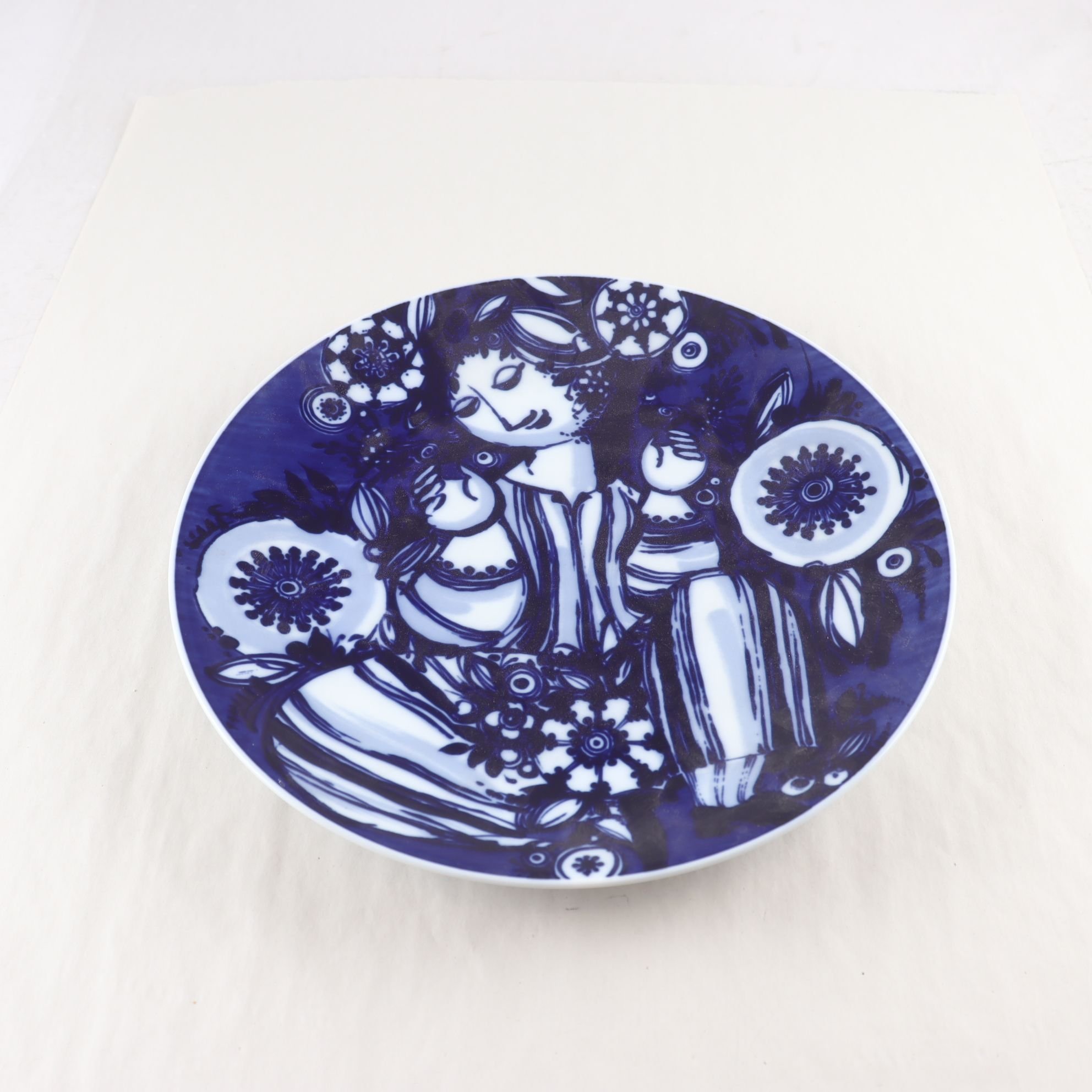 Fat, porslin, Quatre Couleurs, Björn Wiinblad, Rosenthal. Samfraktas ej