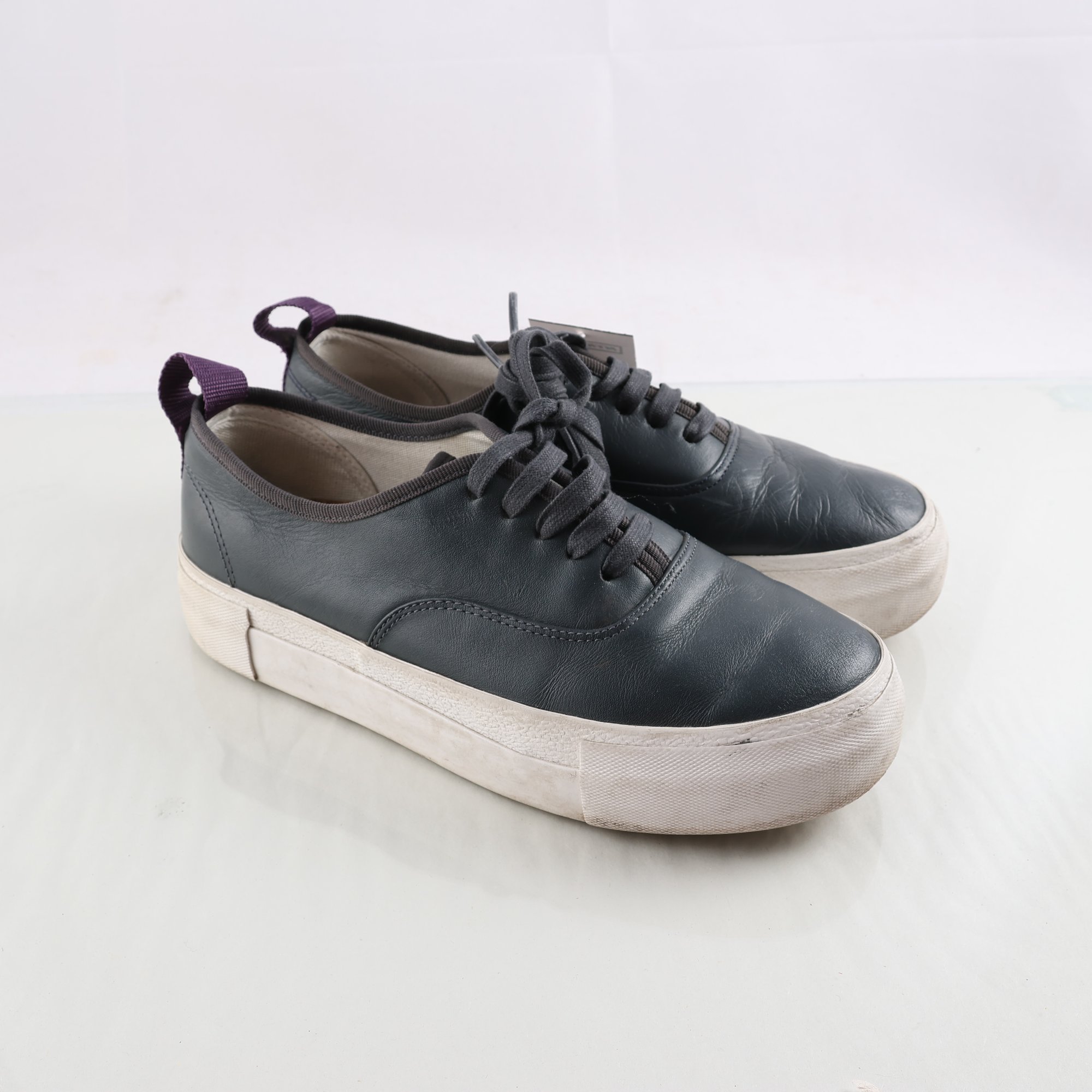 Sneakers, Eytys, grå, skinn, stl. 38.