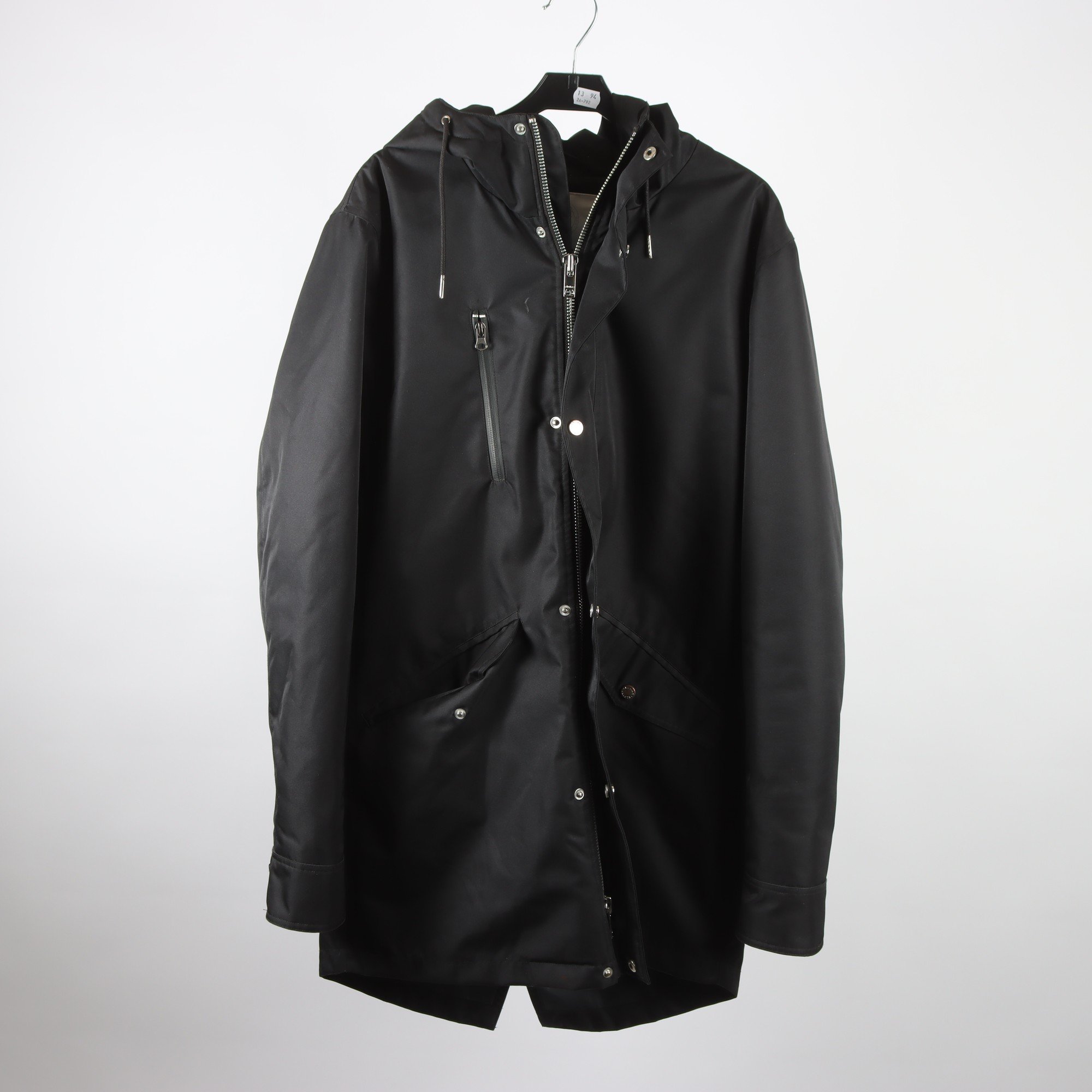 Jacka, Elvine, stl. L