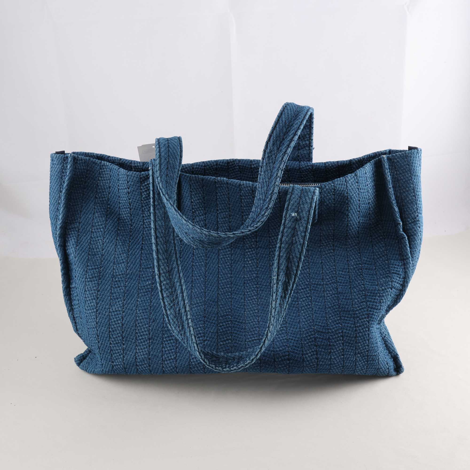 Totebag, Zara