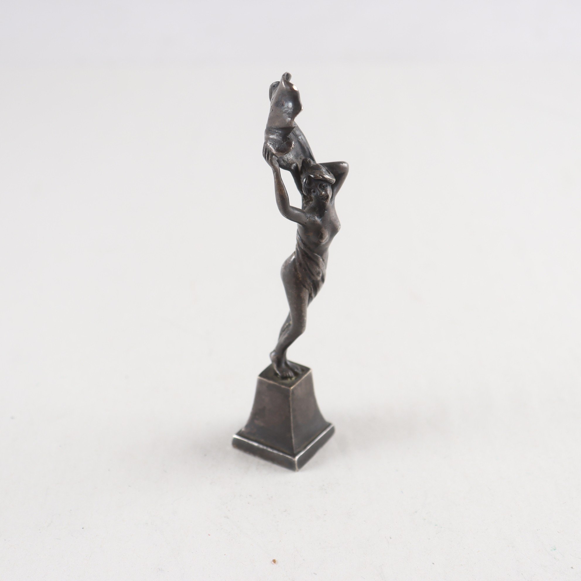 Statyett, vitmetall, Art nouveau, sign