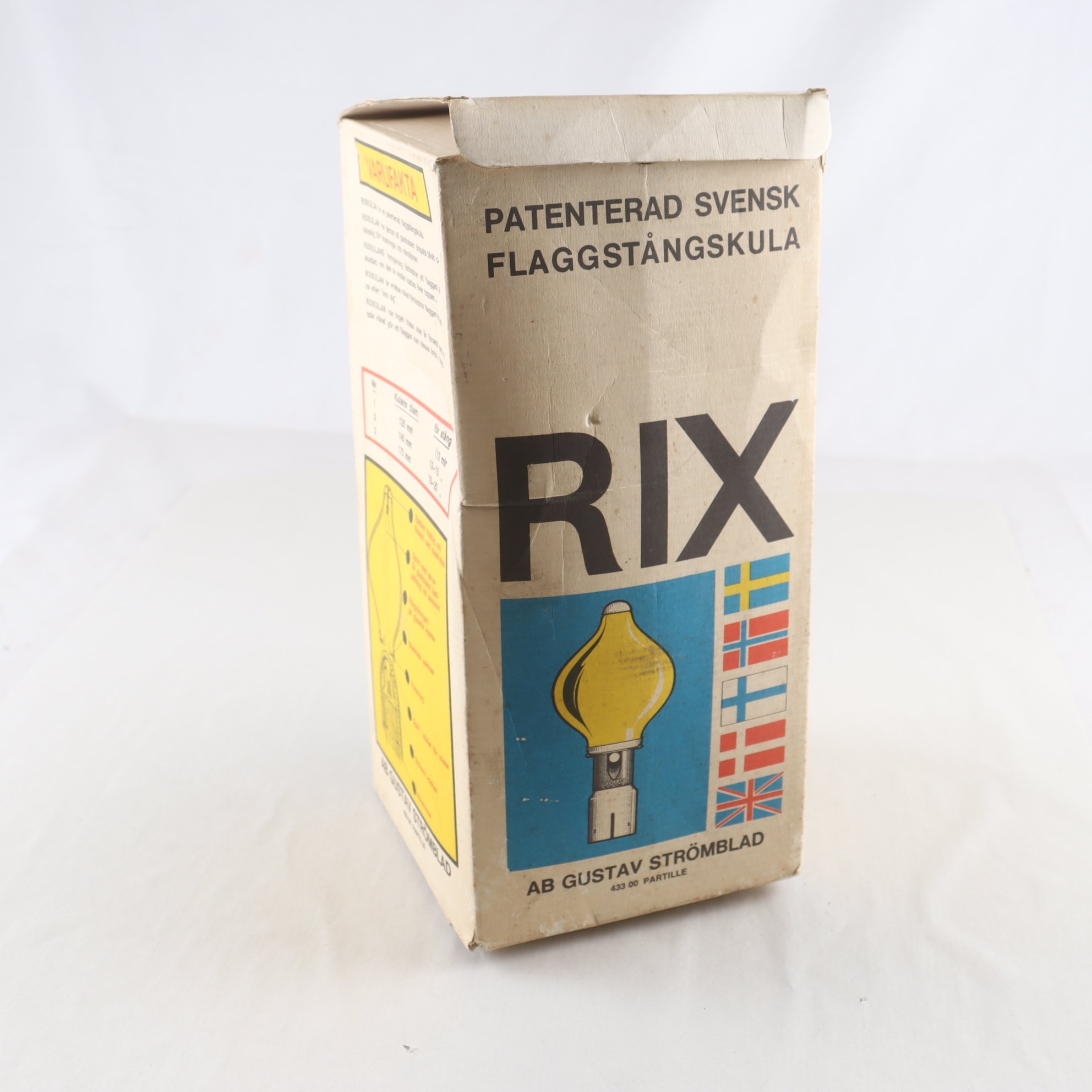 Flaggstångskula, glas, förgylld insida, RIX, Gustav Strömblad. Samfraktas ej