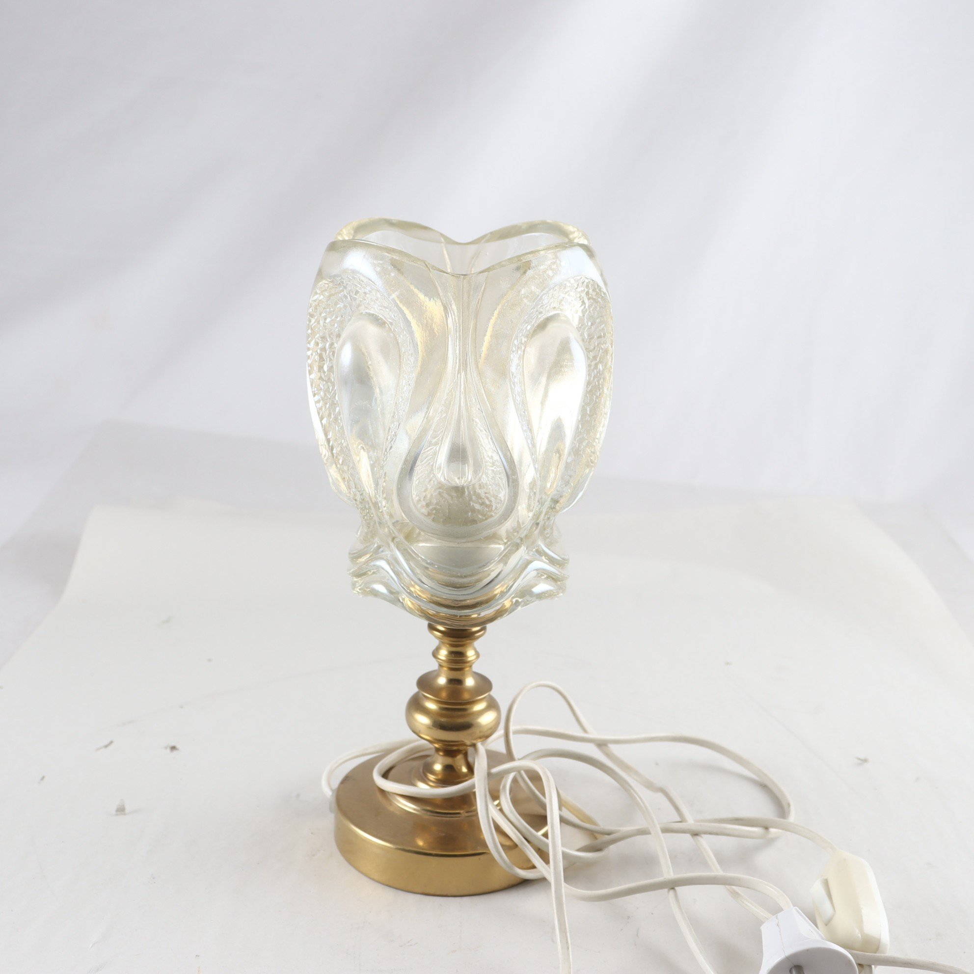 Bordslampa, GB-Wiberg, glas, metall. Samfraktas ej.