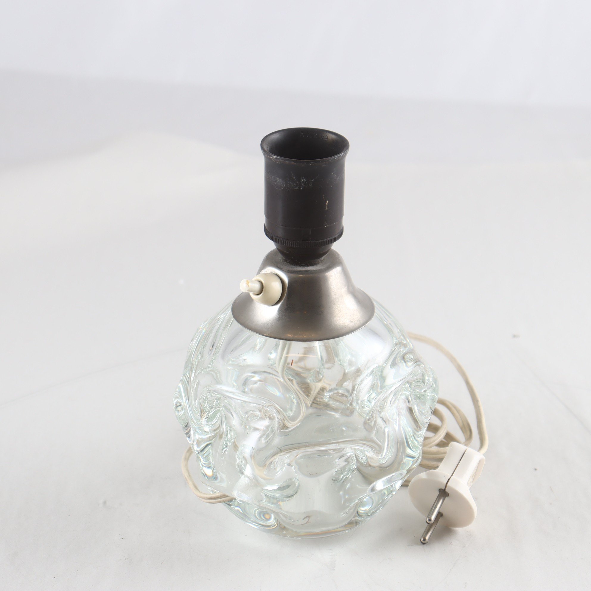 Bordslampa, glas, Björne Augustsson. Samfraktas ej.