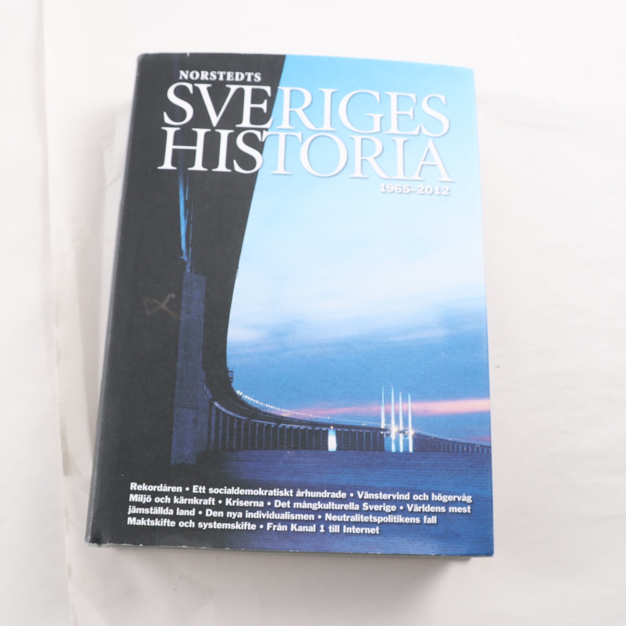 Norstedts Sveriges historia 1965-2012