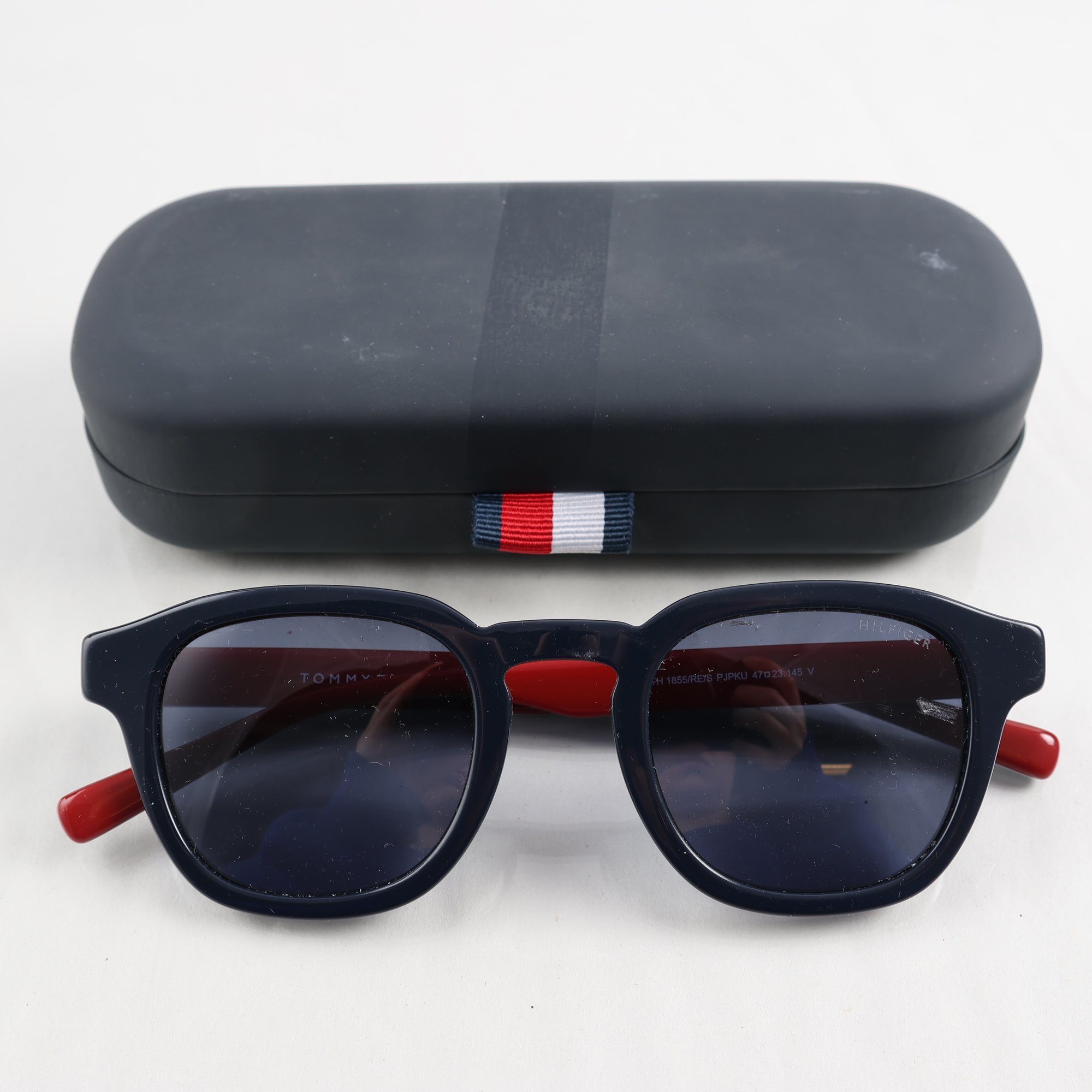 Solglasögon, Tommy Hilfiger, plast