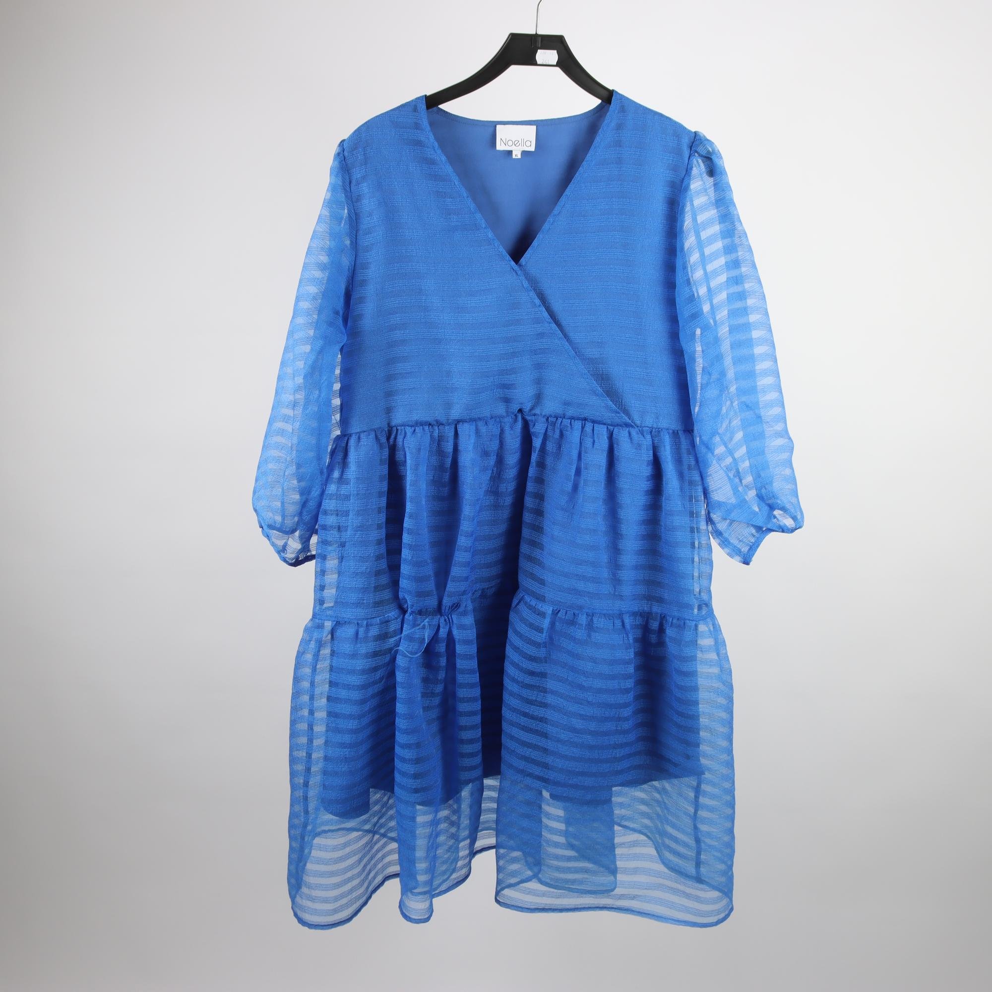 Klänning, Noella, blå, stl. XL.