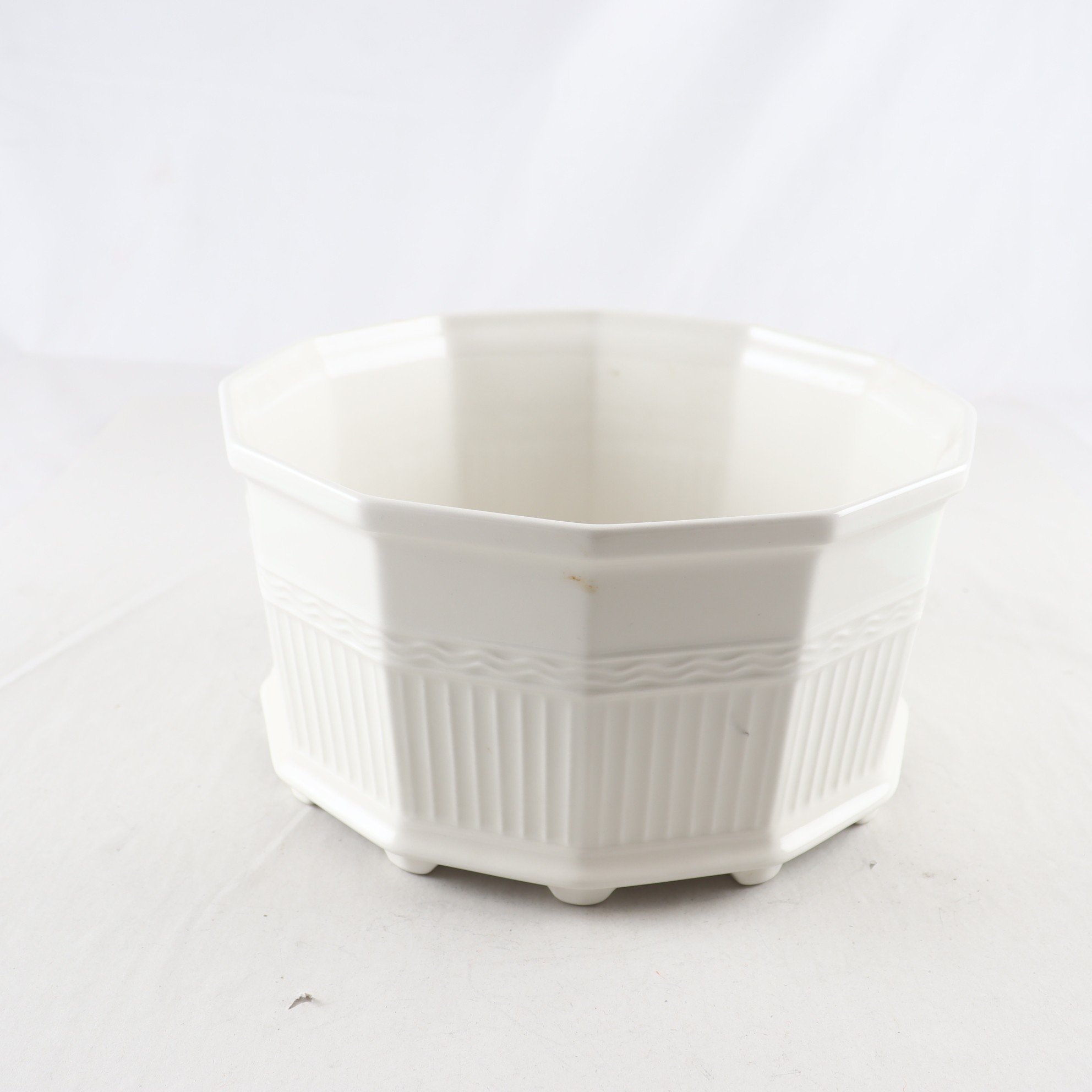 Ytterfoder, porslin, ”Waldemarsudde”, Prins Eugene, Gustavsberg. Samfraktas ej