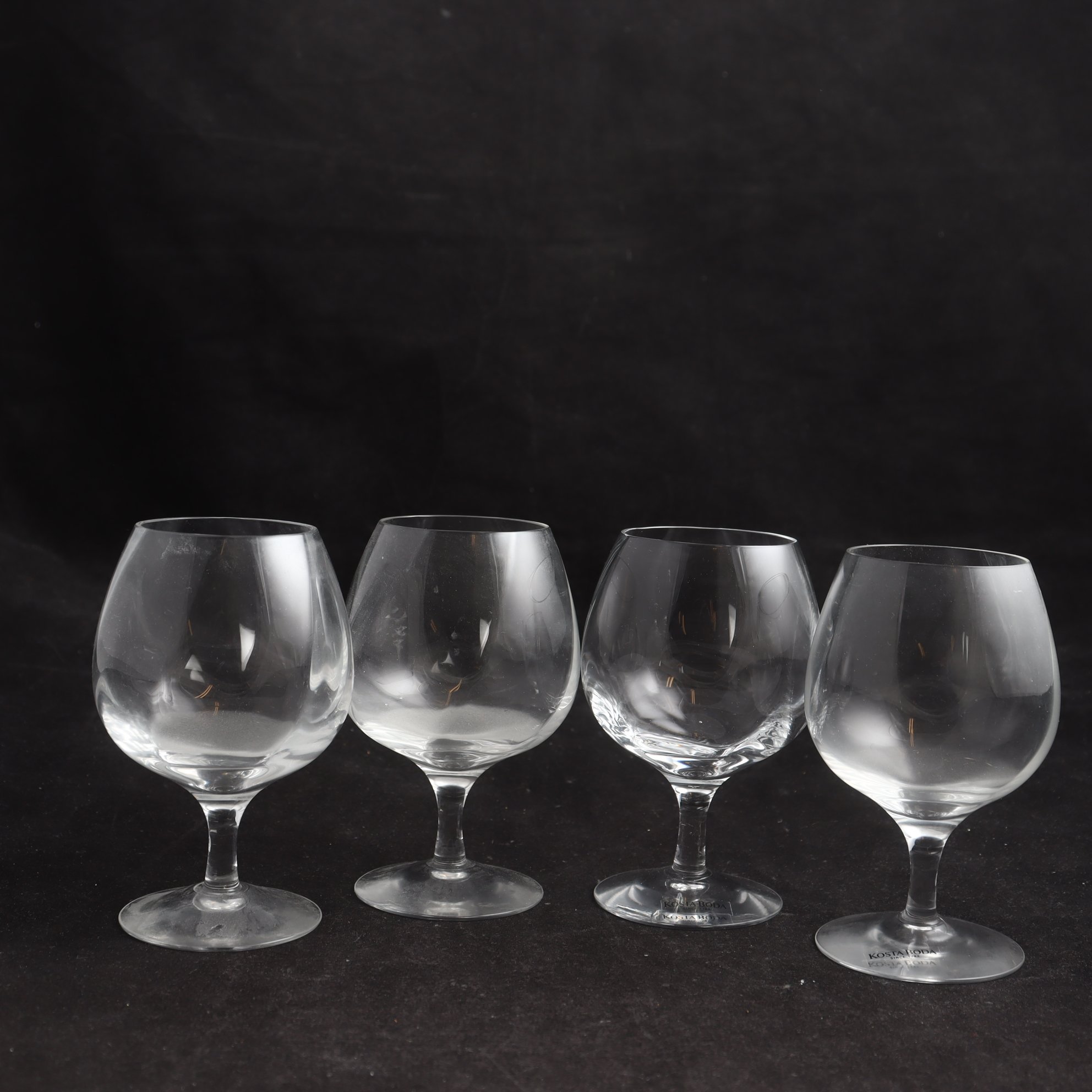 Konjakskupor, Kosta boda, Chateau, Bertil Vallien, 4 st. Samfraktas ej.