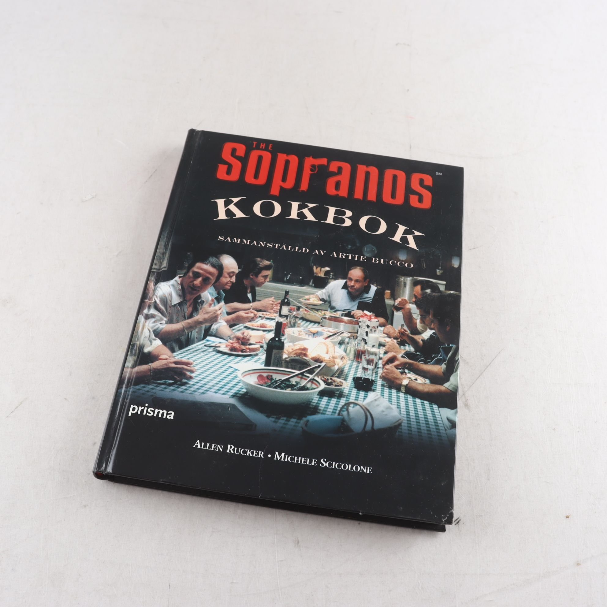 The sopranos kokbok – Allen Rucker, Michele Scicolone.