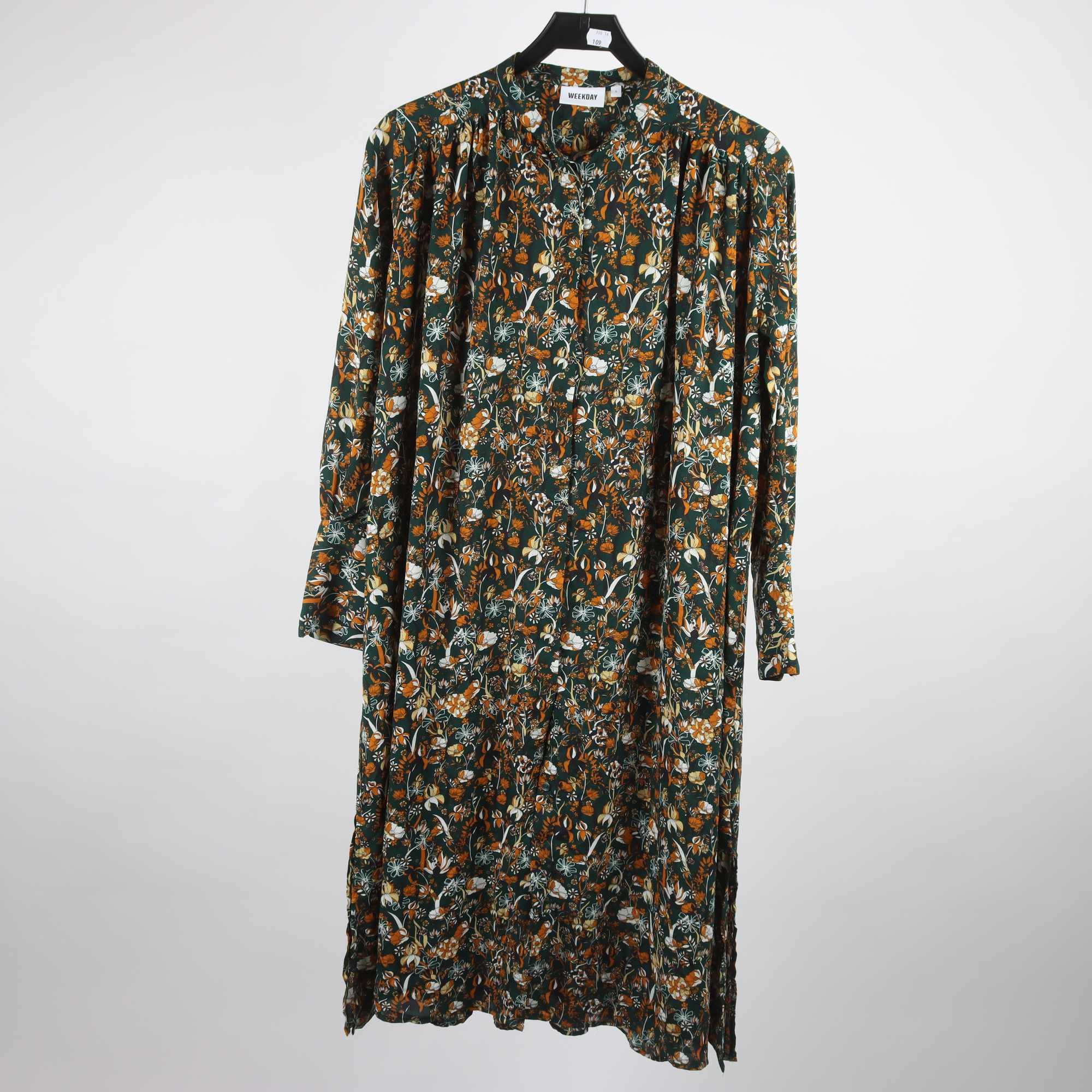 Klänning, Weekday, grön, mönstrad, stl. S