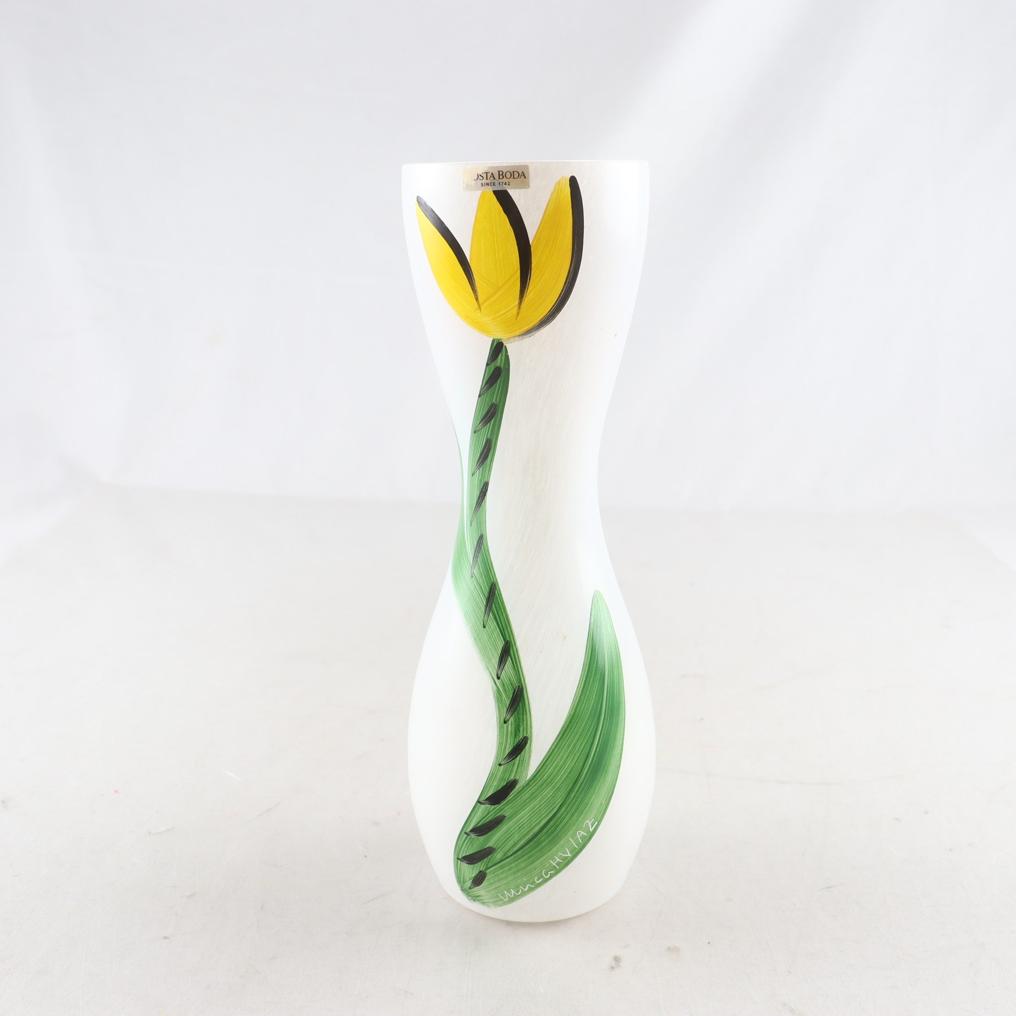 Vas, Tulipa, Ulrica Hydman Vallien, Kosta Boda. Samfraktas ej