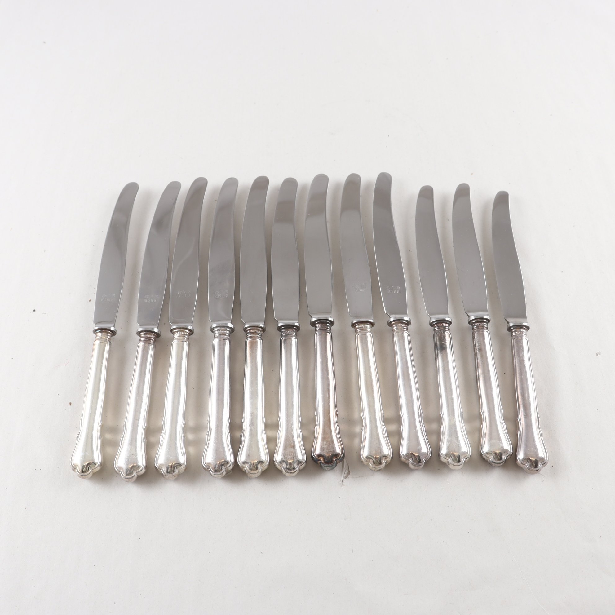 Knivar, rostfritt stål med silverhandtag, kattfot, GAB