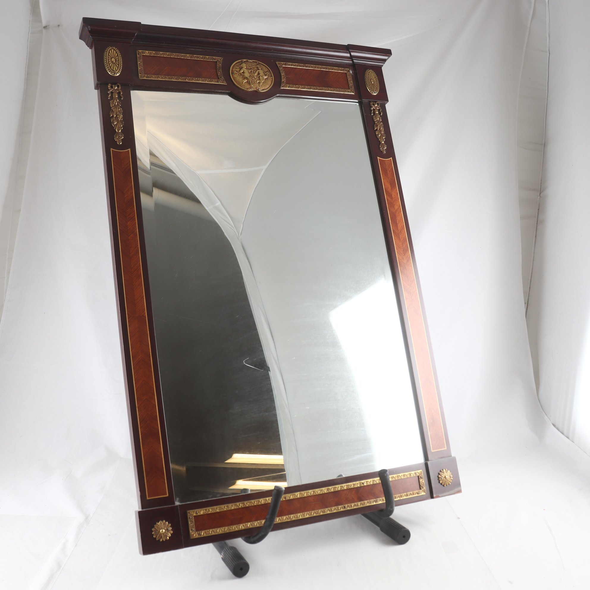 Väggspegel, intarsia, mässingsbeslag, stämplad Mariner, 1893. Endast avhämtning