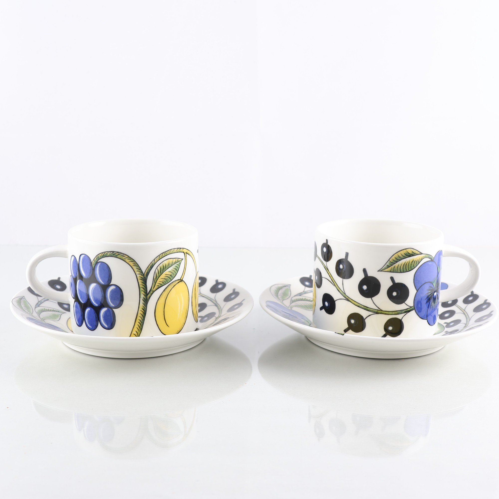 Tekoppar med fat, Paratiisi, Birger Kaipiainen, Arabia, 4 del. Samfraktas ej.