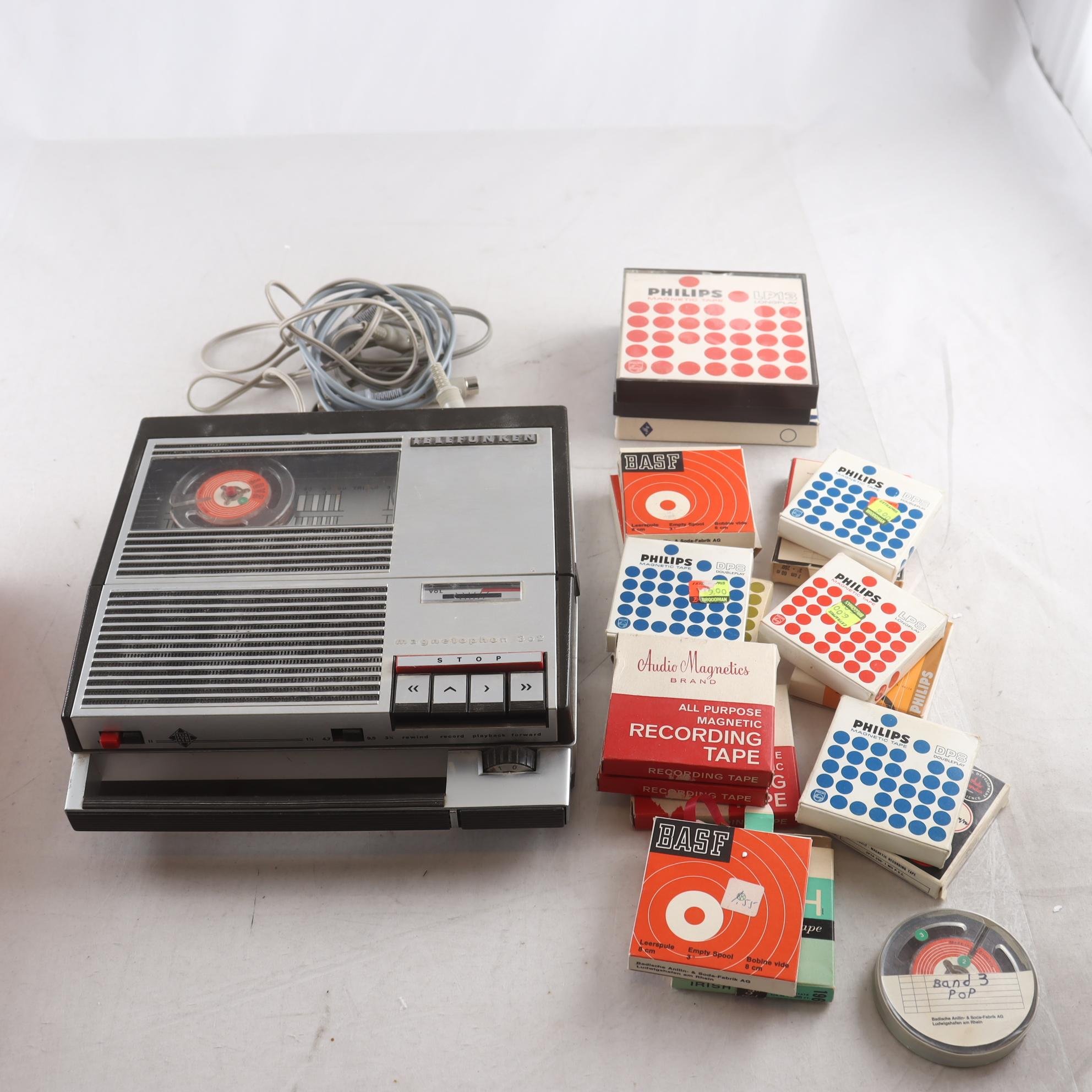 Telefunken, magnetophon 302 repobjekt. Samfraktas ej.