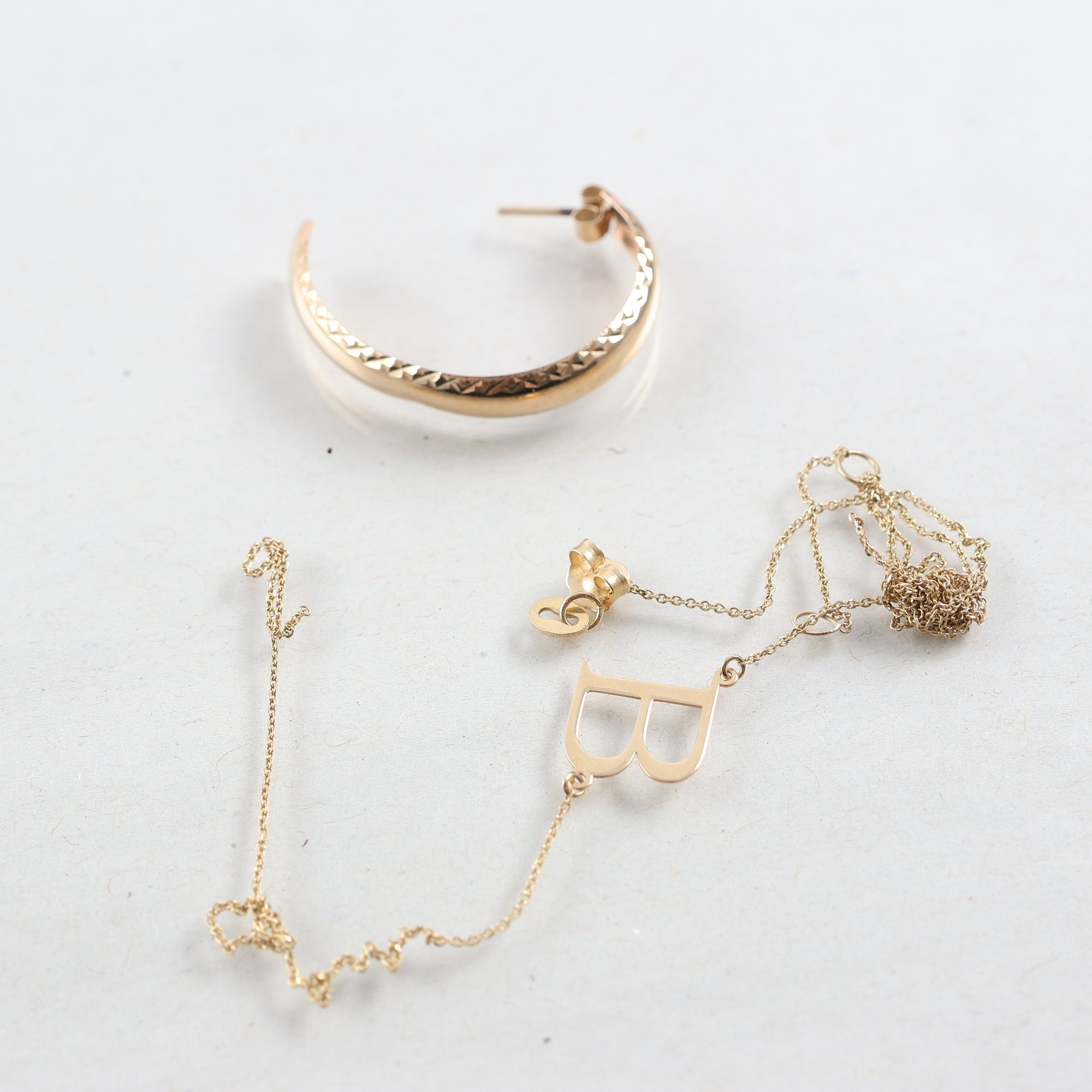 Skrotguld, 14k, vikt: 1.7g