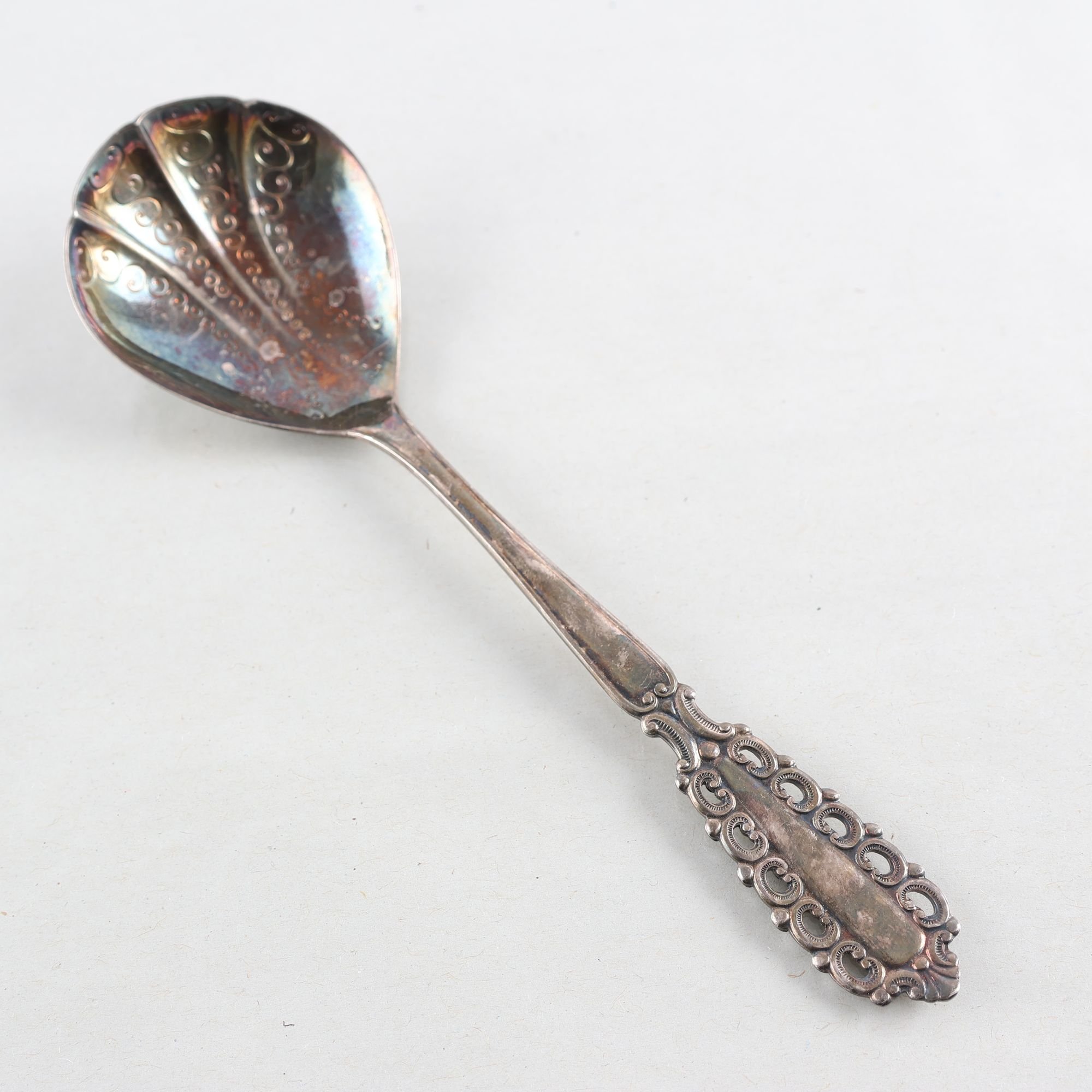 Sked, silver, kattfot, ”AIK Kamraterna”