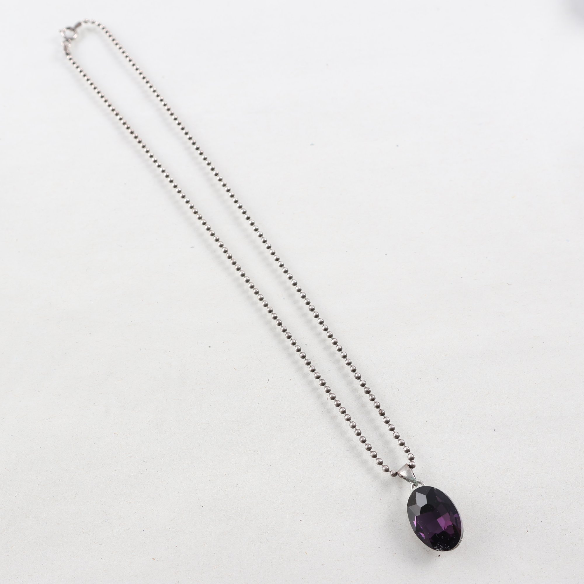 Halsband & hänge, silver, lila glas, brv: 8.2g