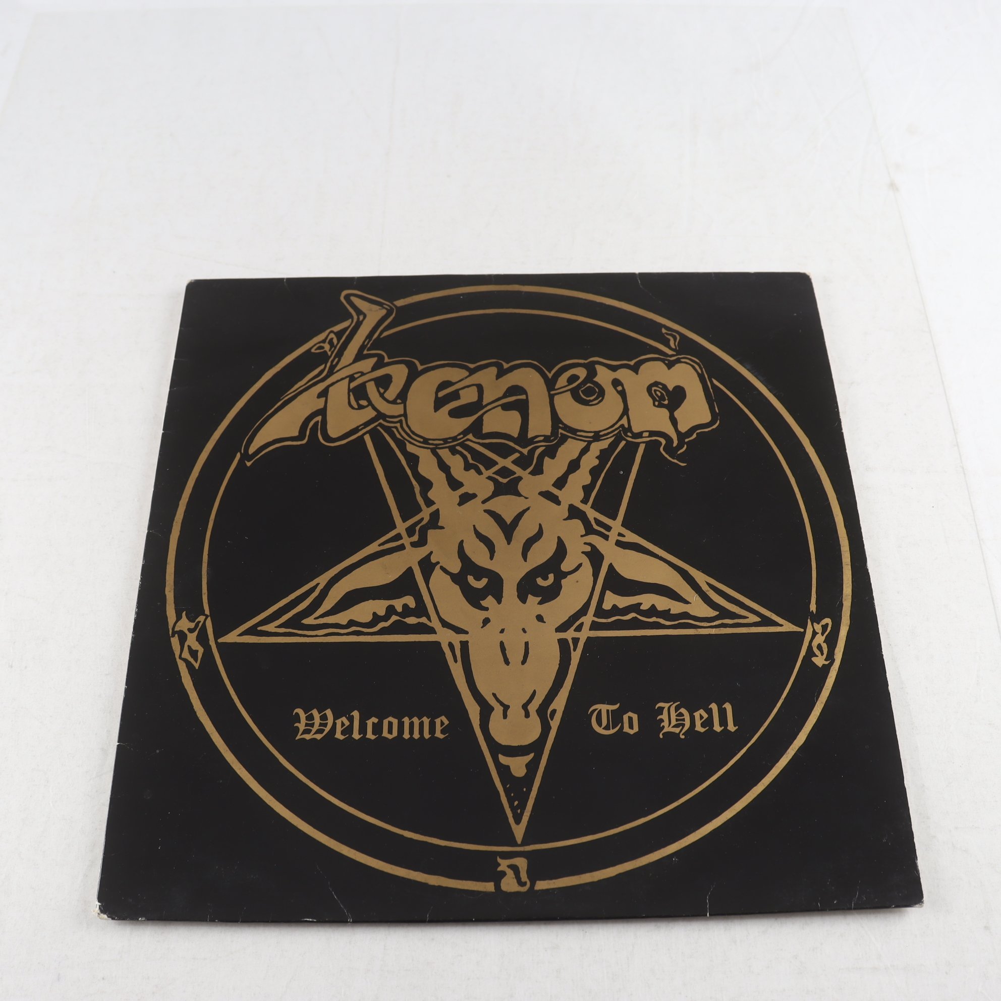 LP Venom, Welcome To Hell