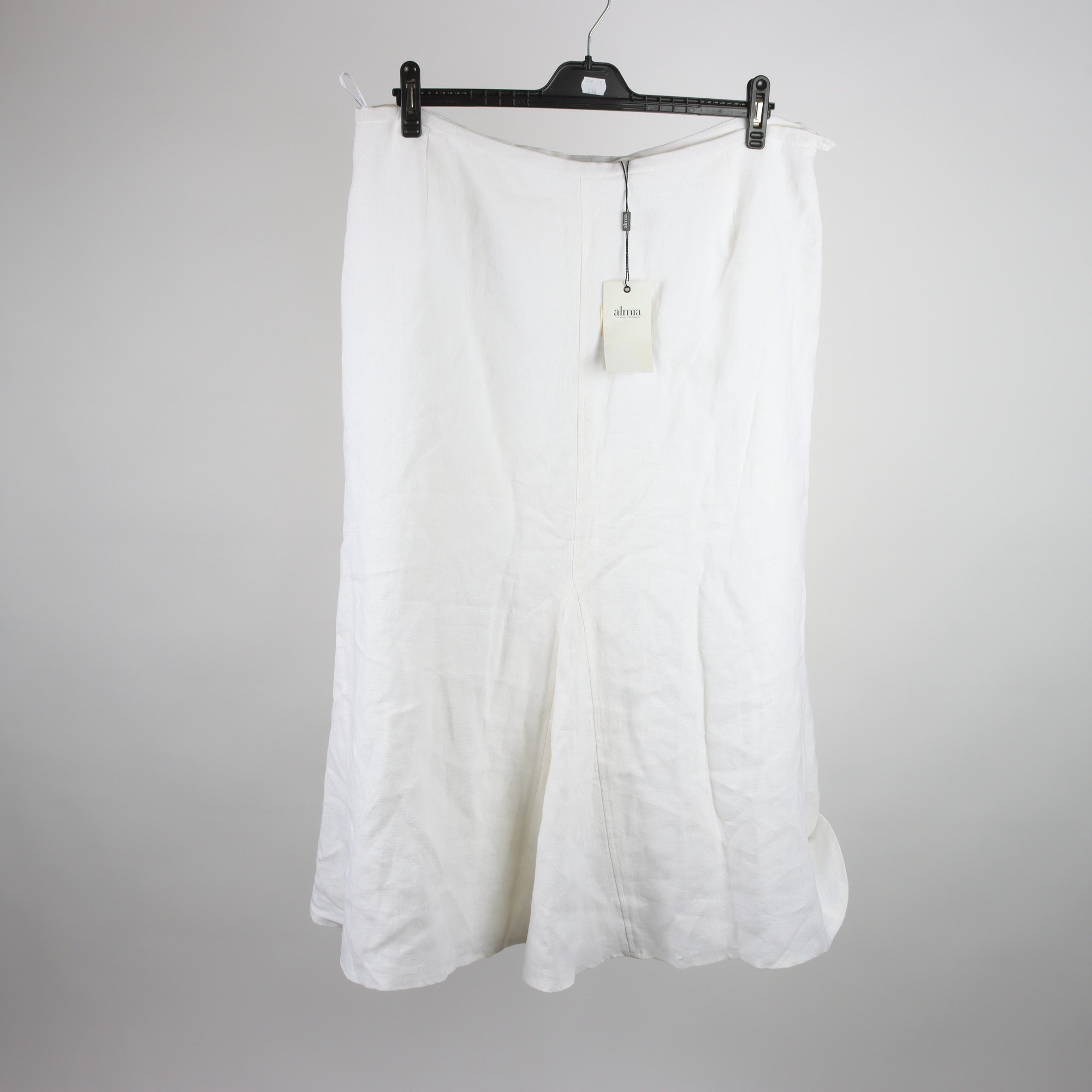 Kjol, Almia, vit, 100% lin, stl. 48.