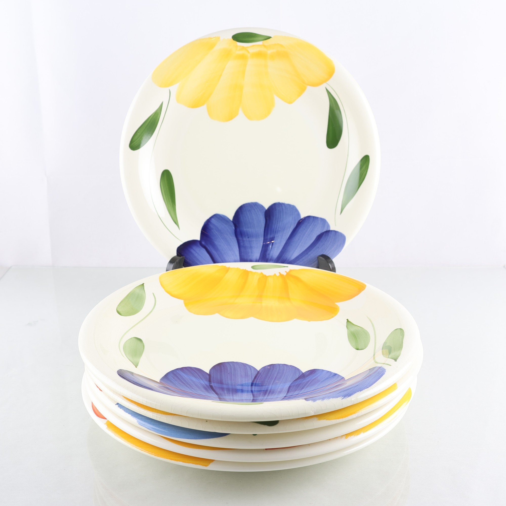 Mattallrikar, La Primula, Italien. Samfraktas ej.