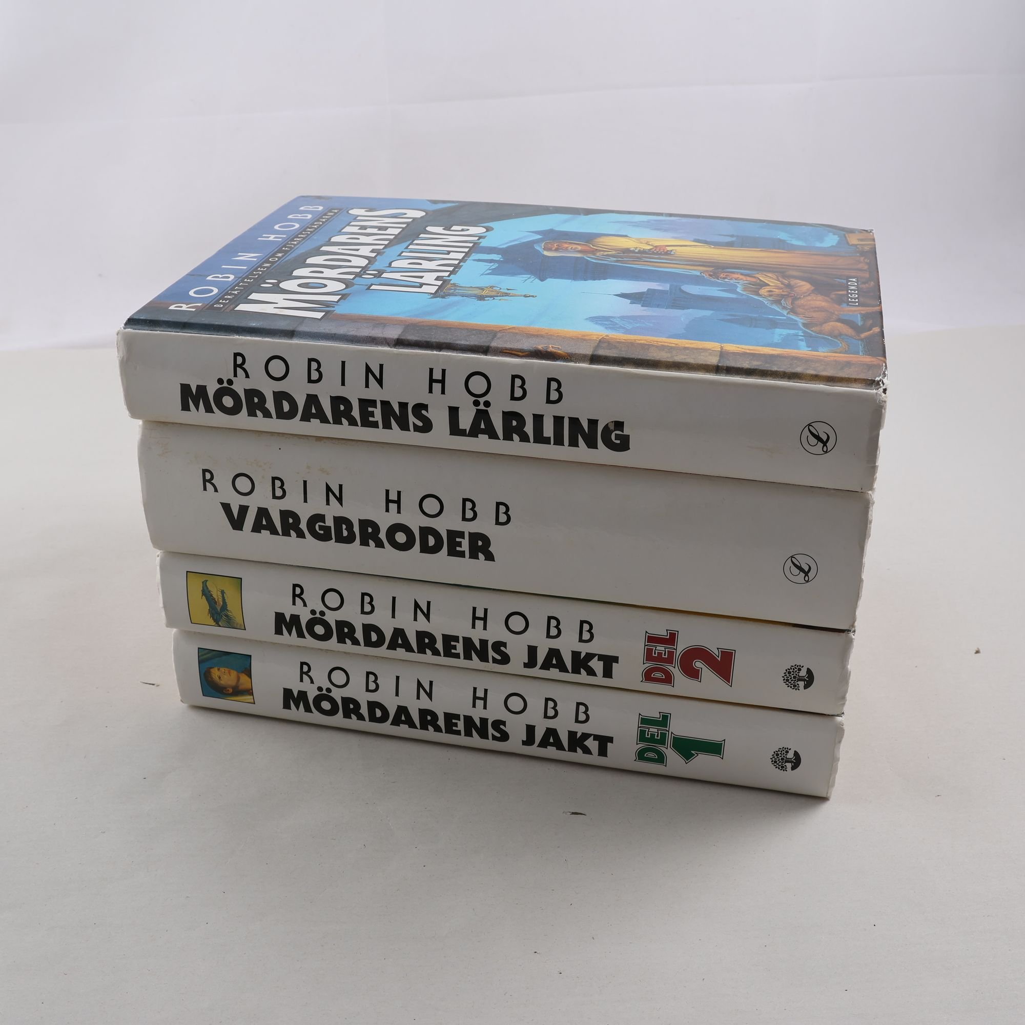 Robin Hobb, bokpaket med 4 volymer