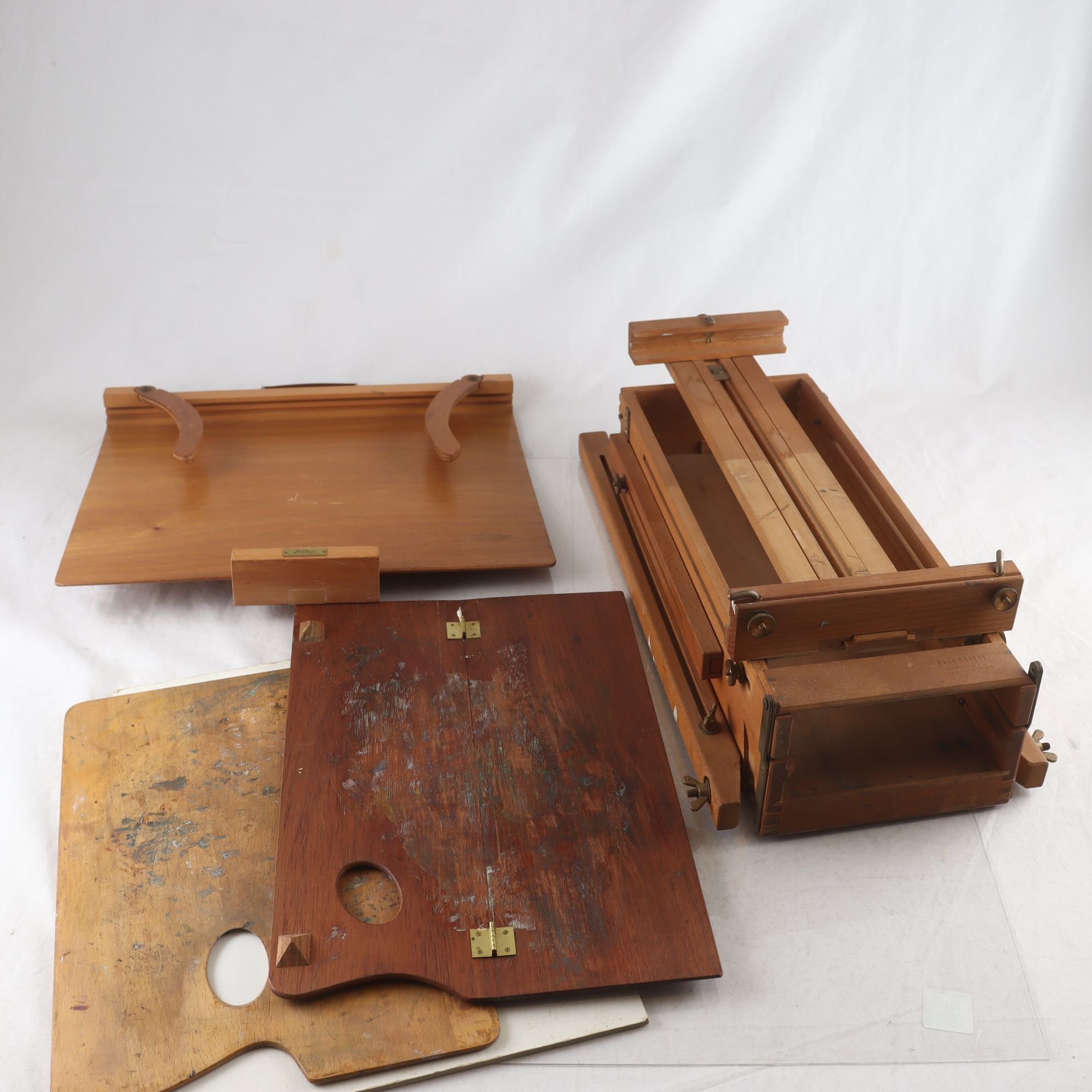 Stativ & Pannåhållare för landskapsmåleri. Endast avhämtning