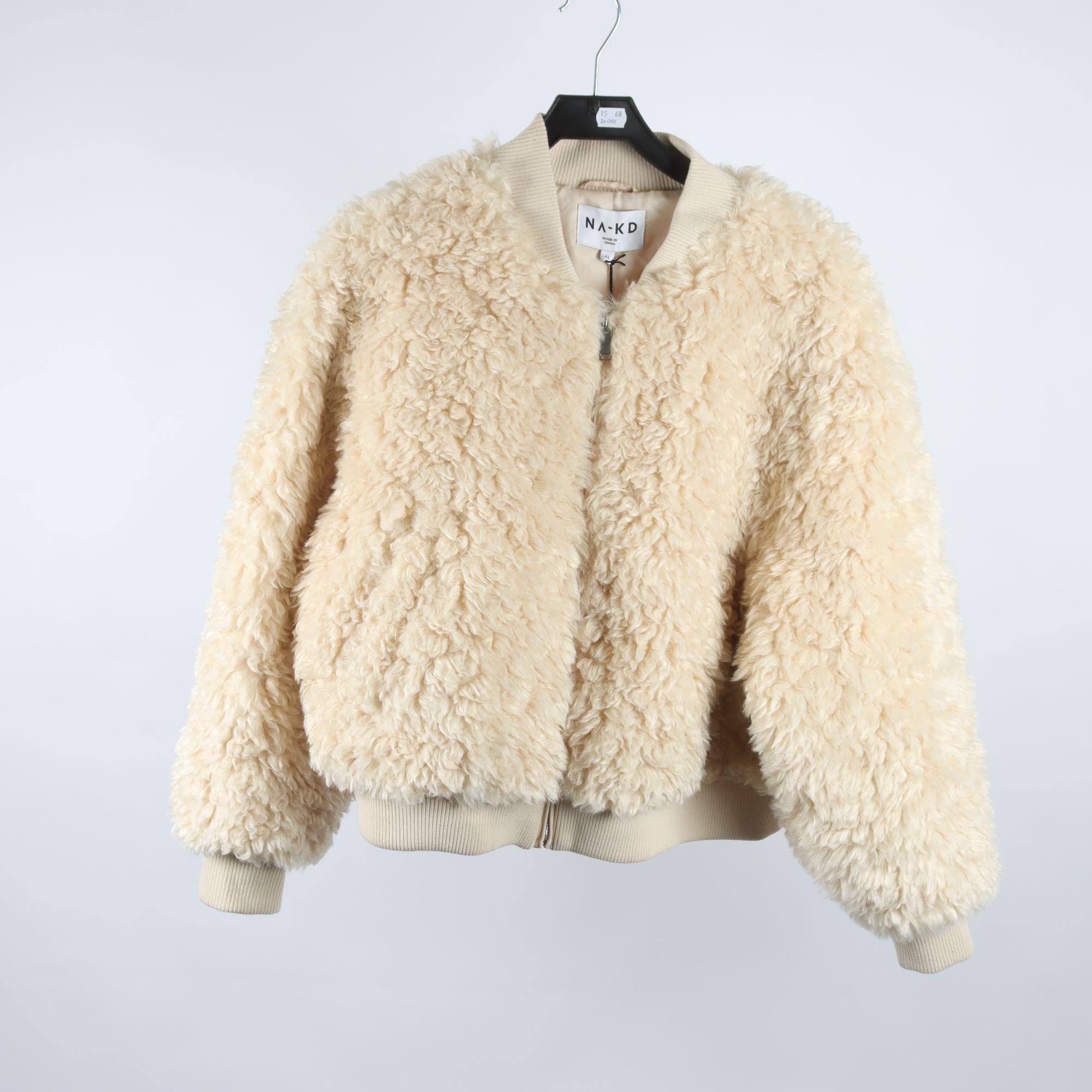 Jacka, NA-KD, stl. 44