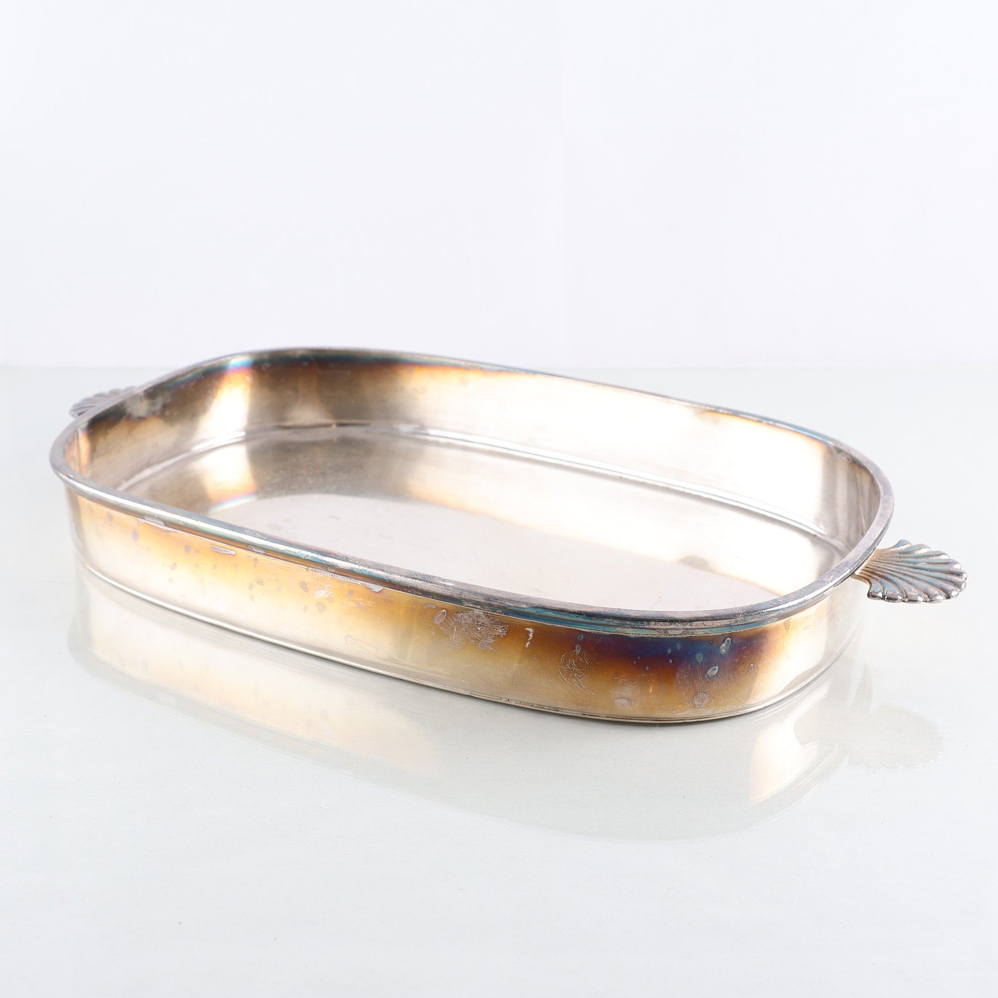 Serveringsfat, gratinform, nysilver, CG Råström, 1930-tal. Samfraktas ej.
