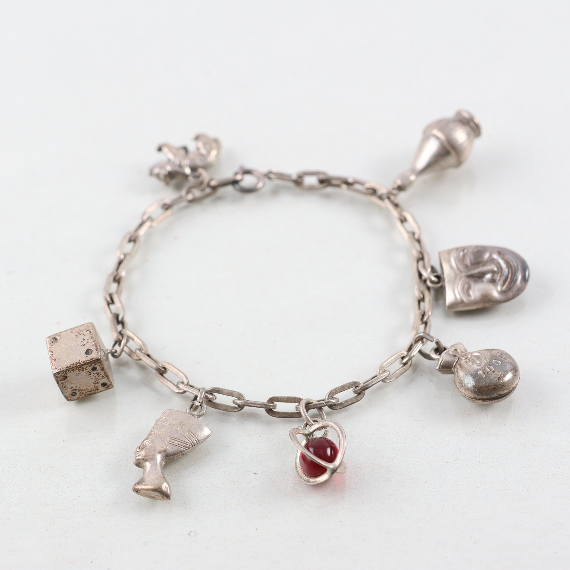 Armband, silver 835, berlocker, vintage, brv: 17.9g