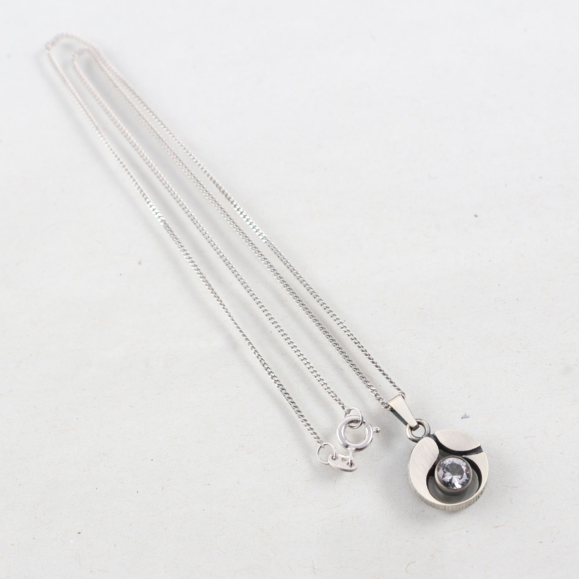 Halskedja med hänge, Karl Laine, 70-tal, silver, bergkristall.