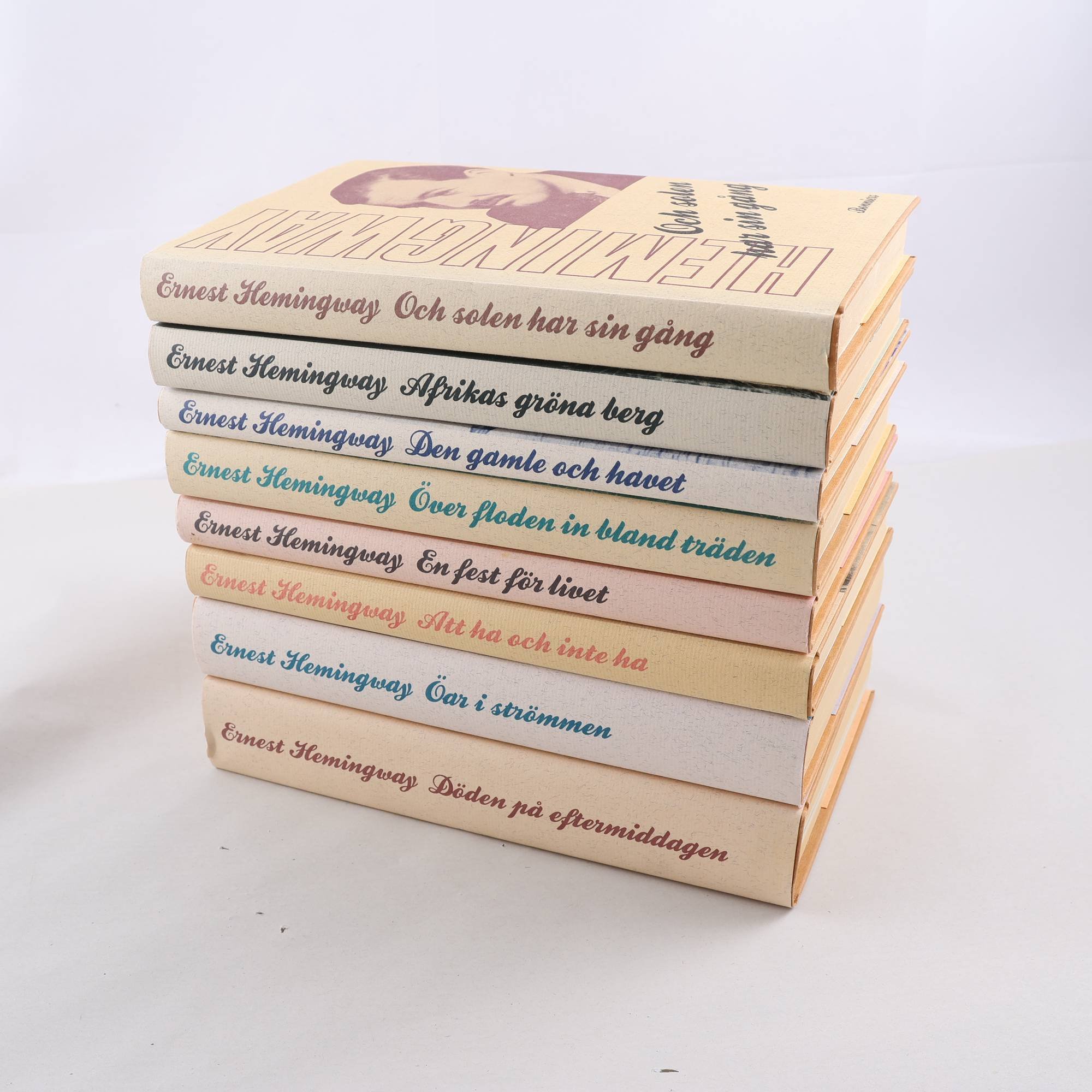 Ernest Hemingway, bokpaket med 8 volymer