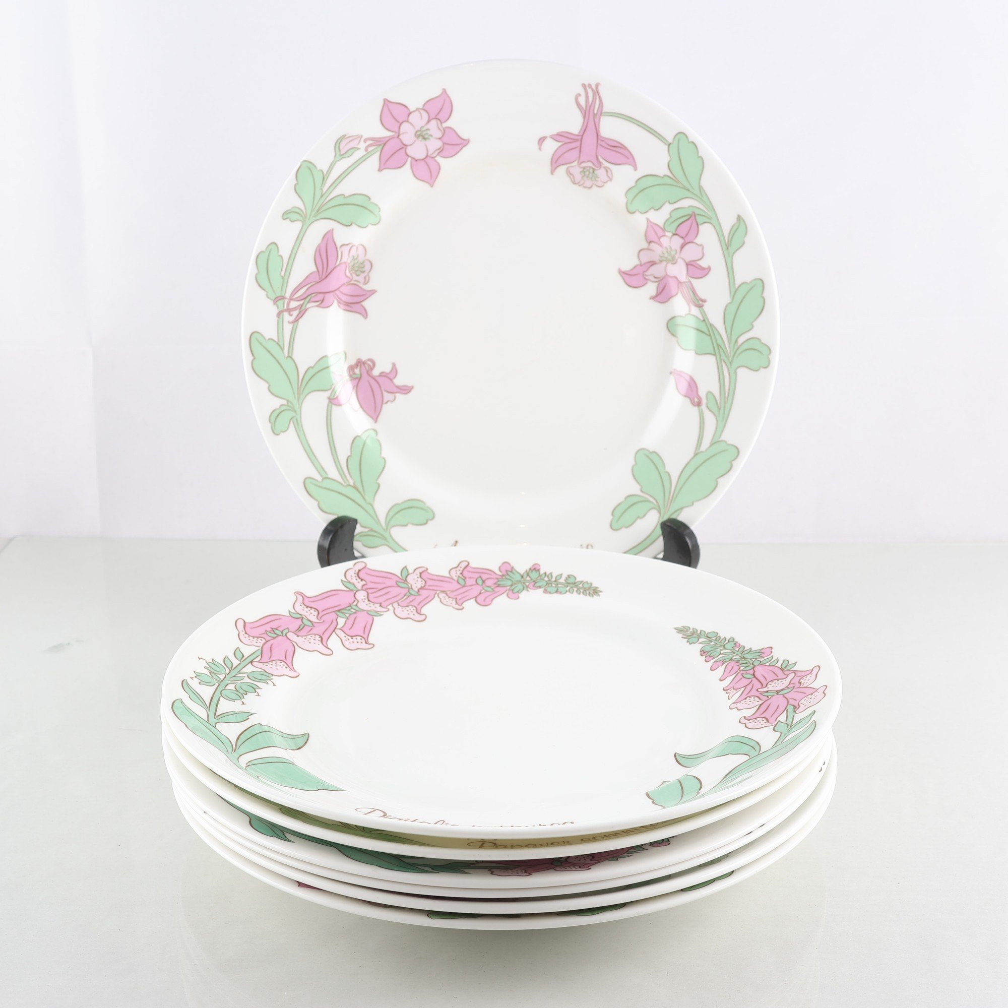 Tallrikar, Pia Rönndahl för Apoteket, Rörstrand. Samfraktas ej.