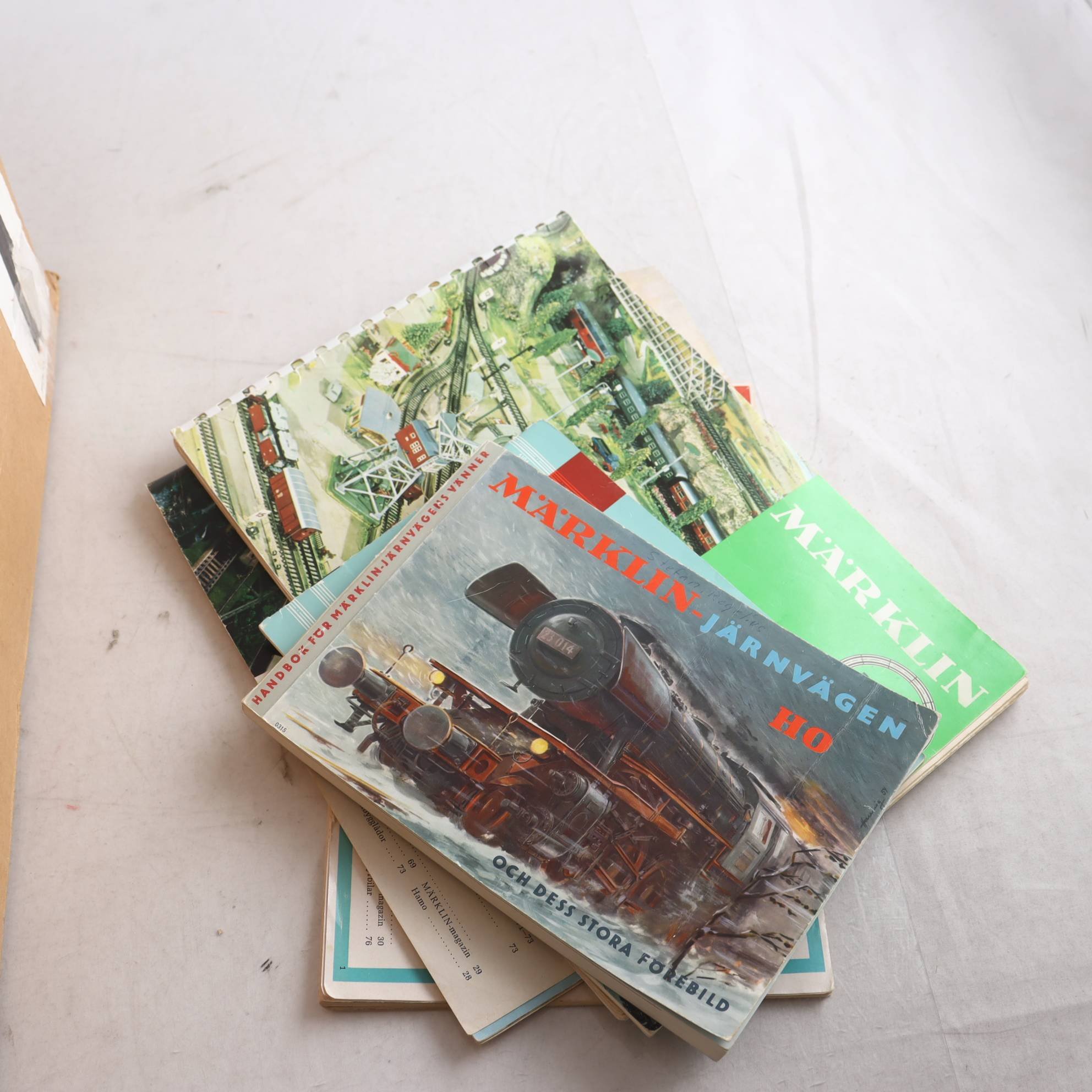 Tågset, Märklin, blandat parti. Endast avhämtning.