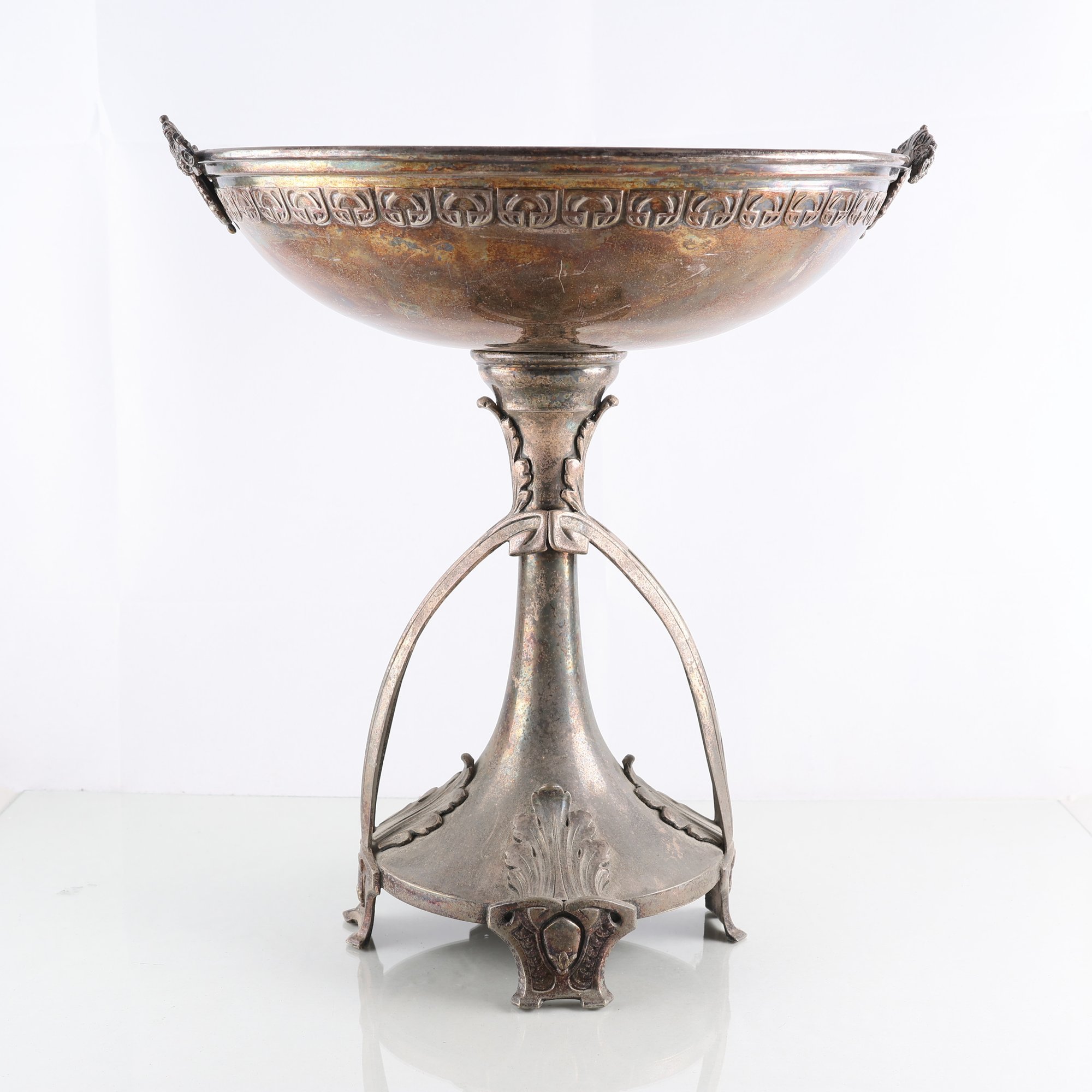 Bordsuppsars, nysilver, omärkt, omkring 1900. Samfraktas ej.