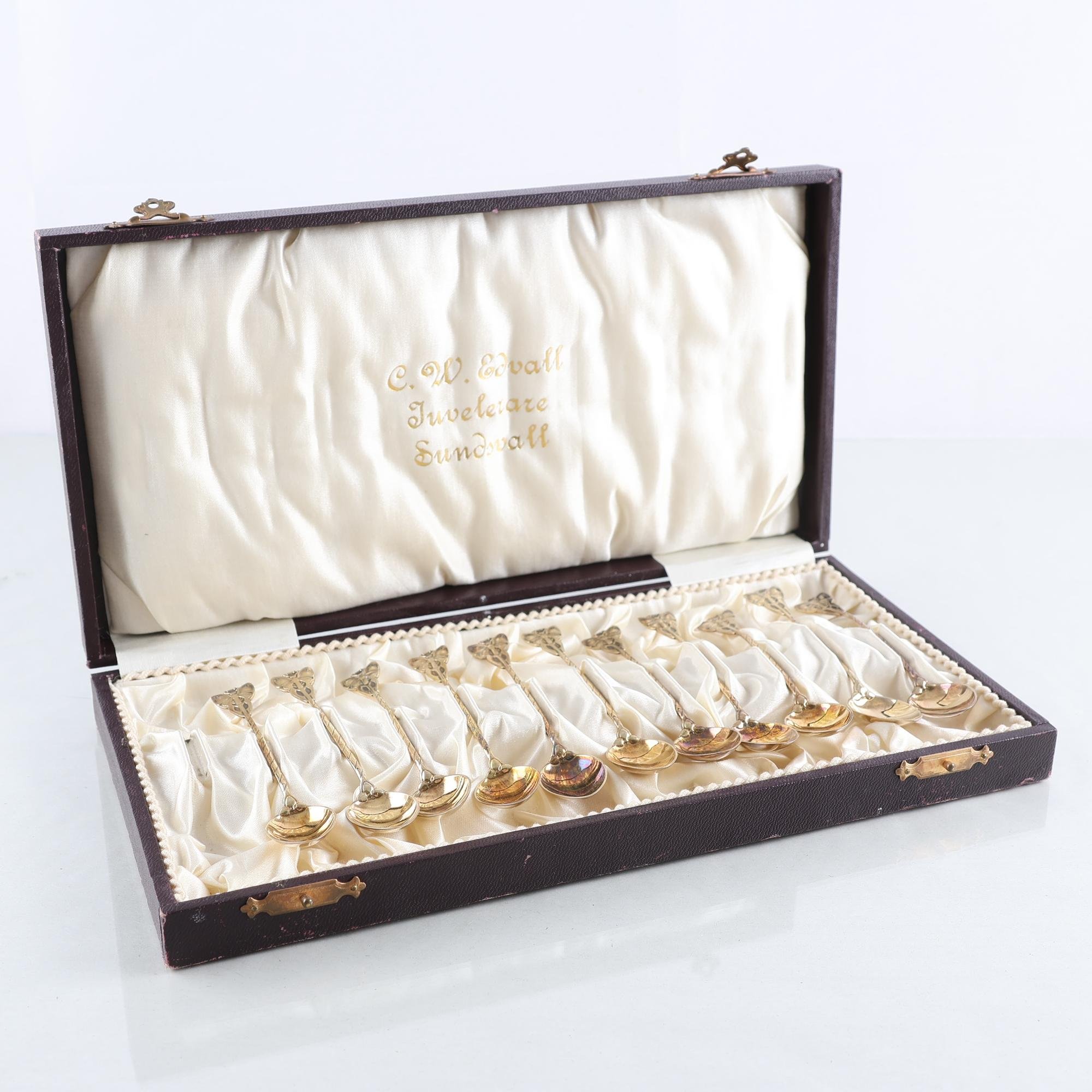 Kaffeskedar, förgyllt silver, GAB, Stockholm, 1915, 11 st