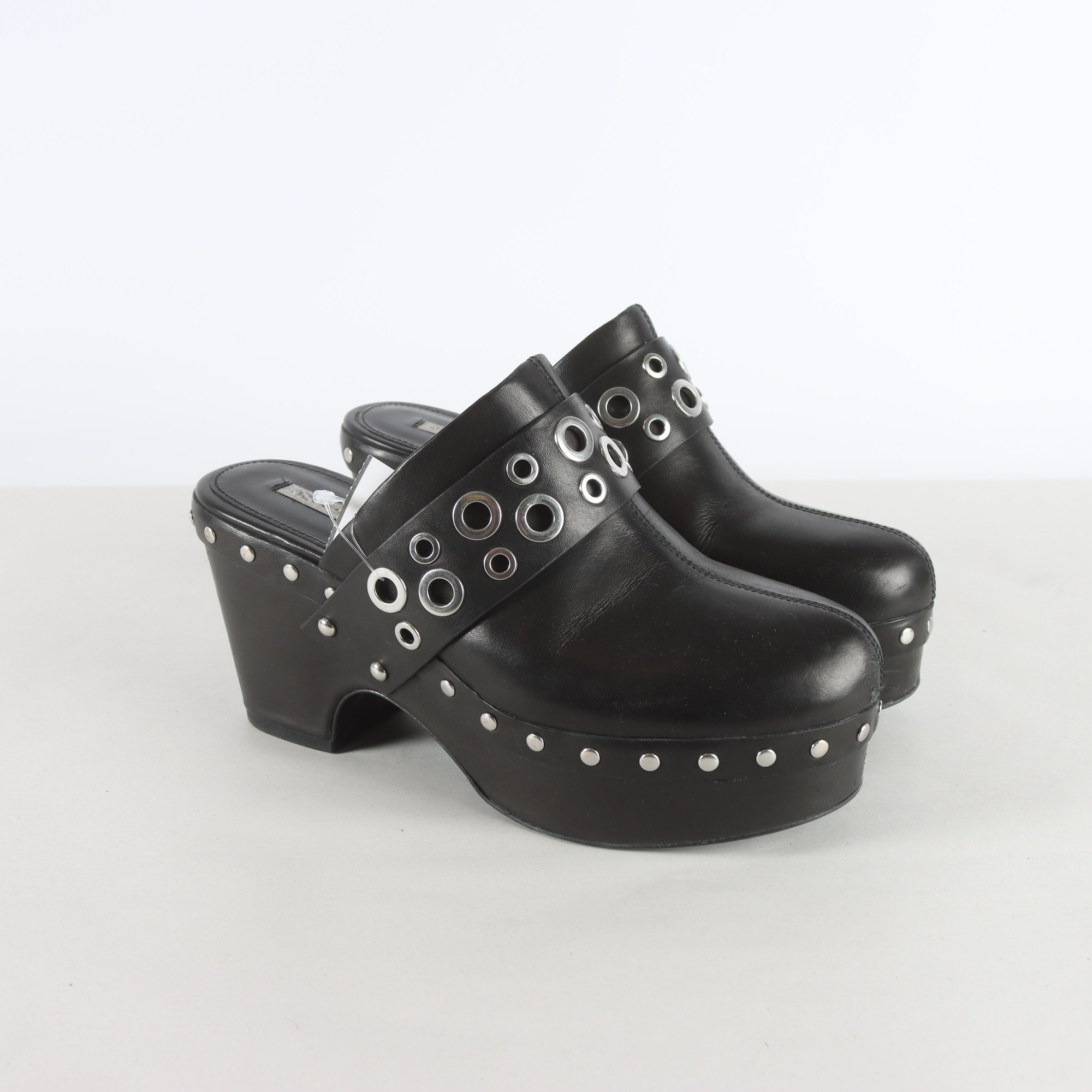 Skor, Tiger of Sweden, svart, stl. 38