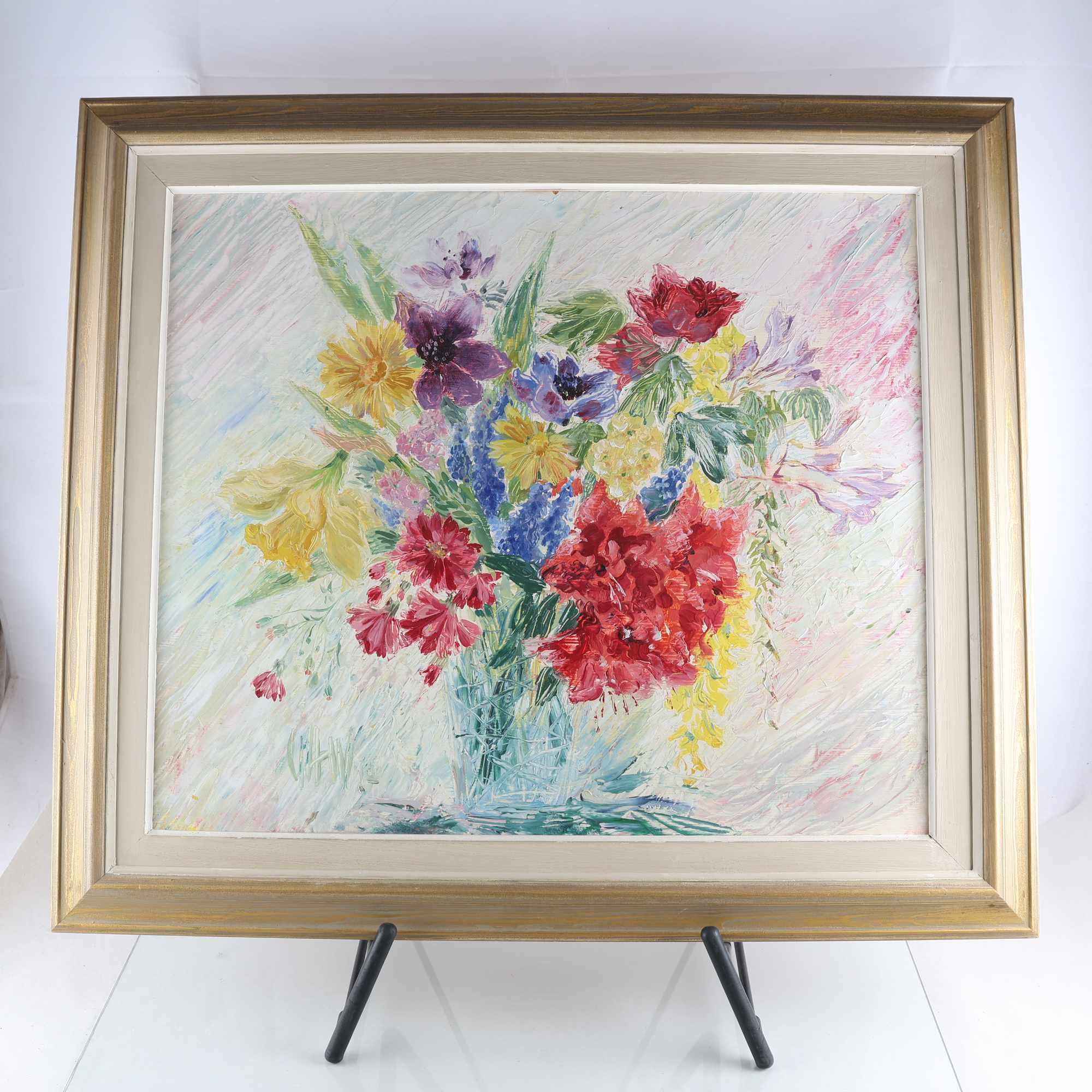 Oljemålning, blomsterstilleben, monogramsign. Endast avhämting.