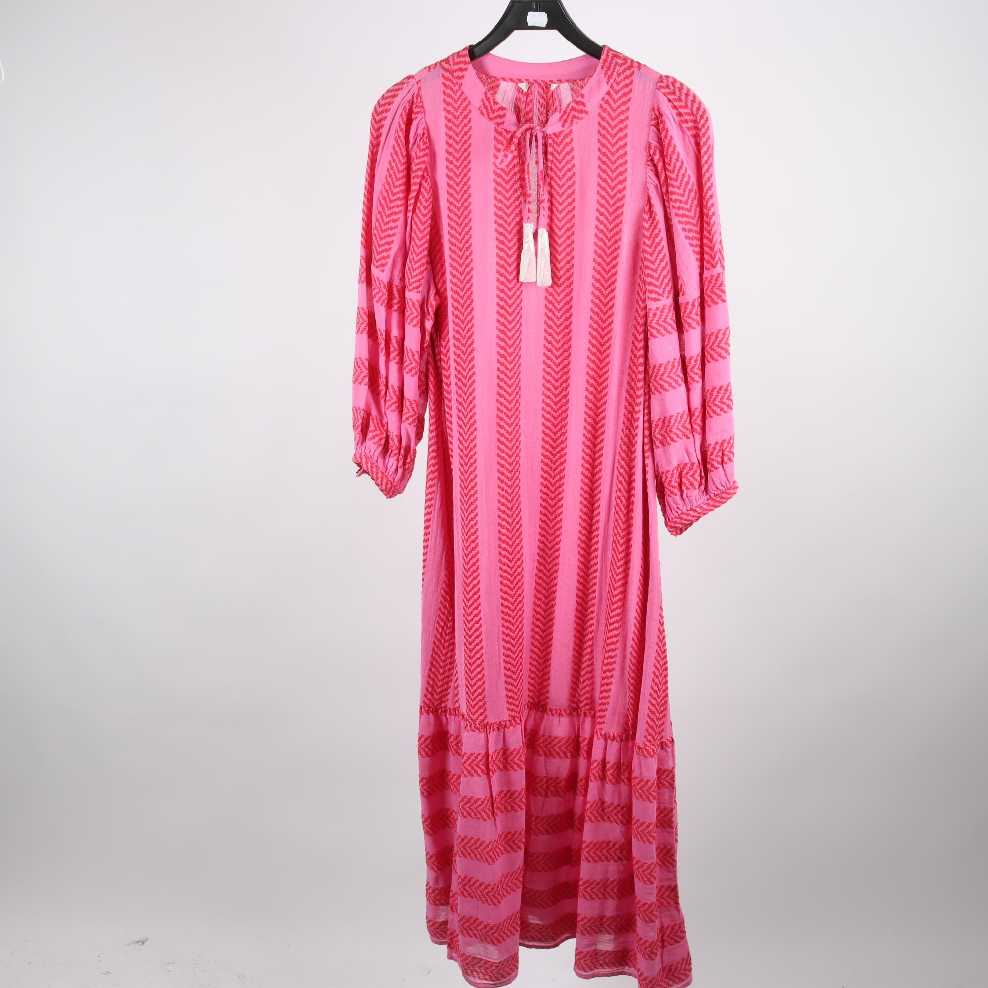 Klänning, Indiska, rosa, röd, stl. ca. S/M.