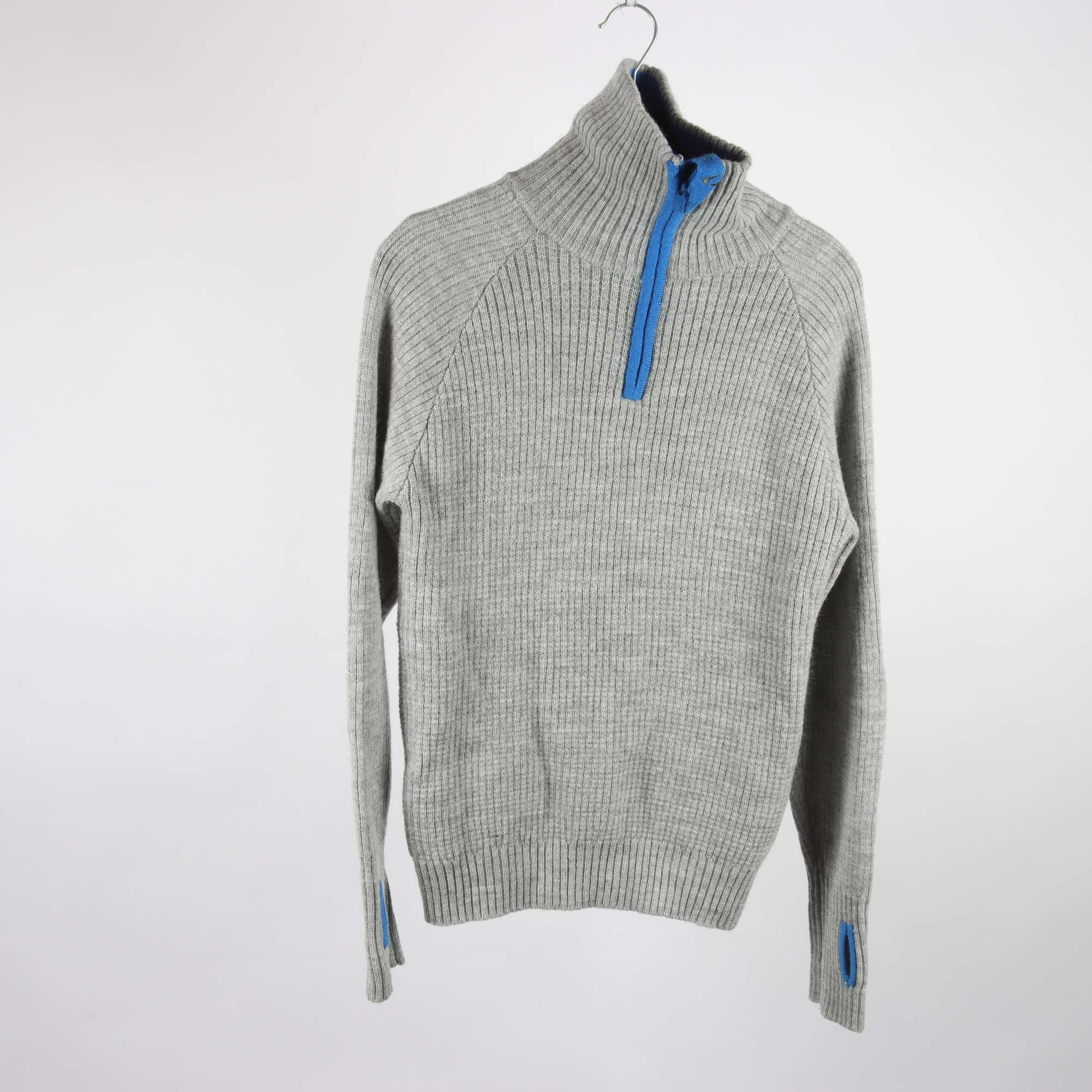 Stickad tröja, Ulvang, 100% ull, stl. M