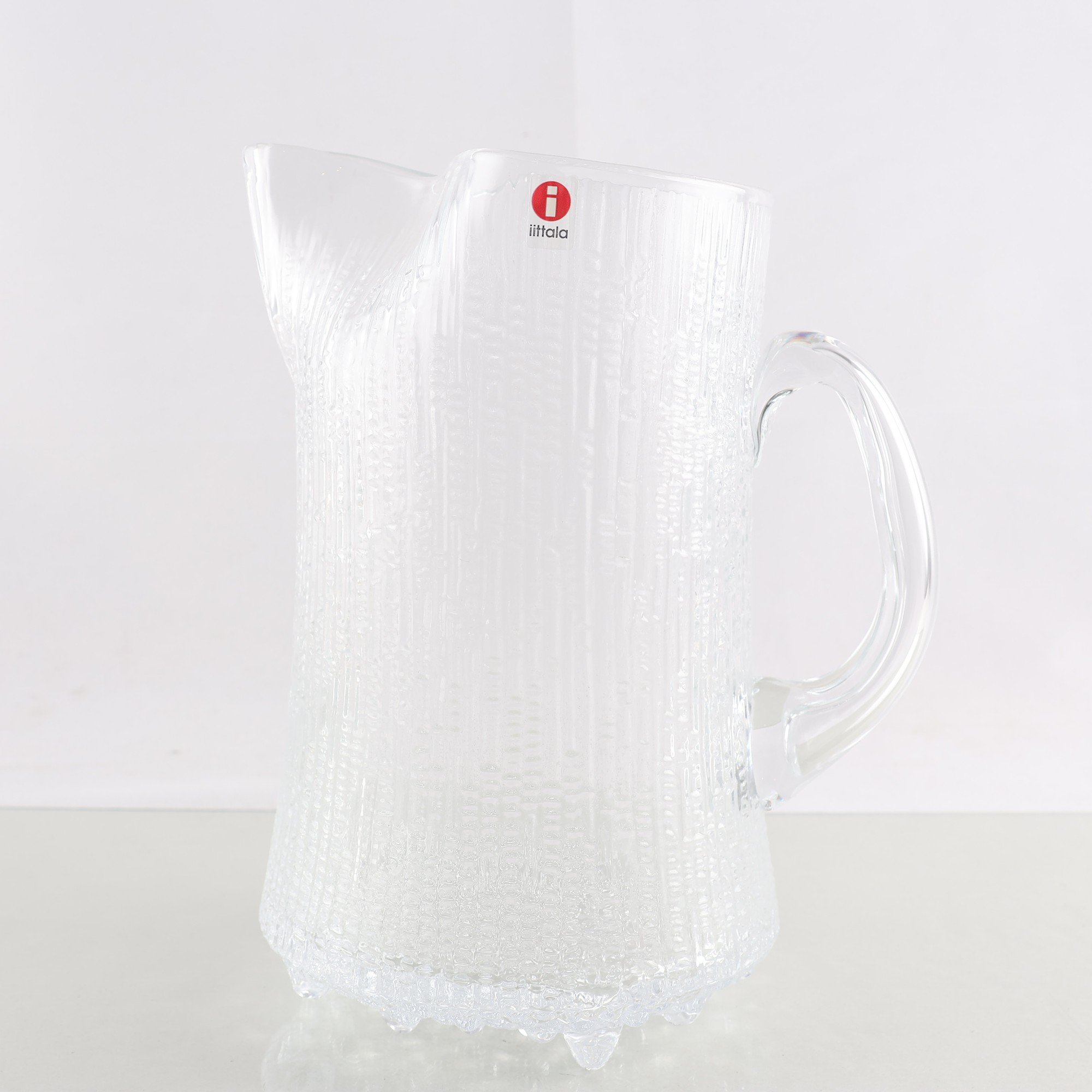 Tillbringare, glas, ”Ultima Thule”, Iittala, Finland. Samfraktas ej.