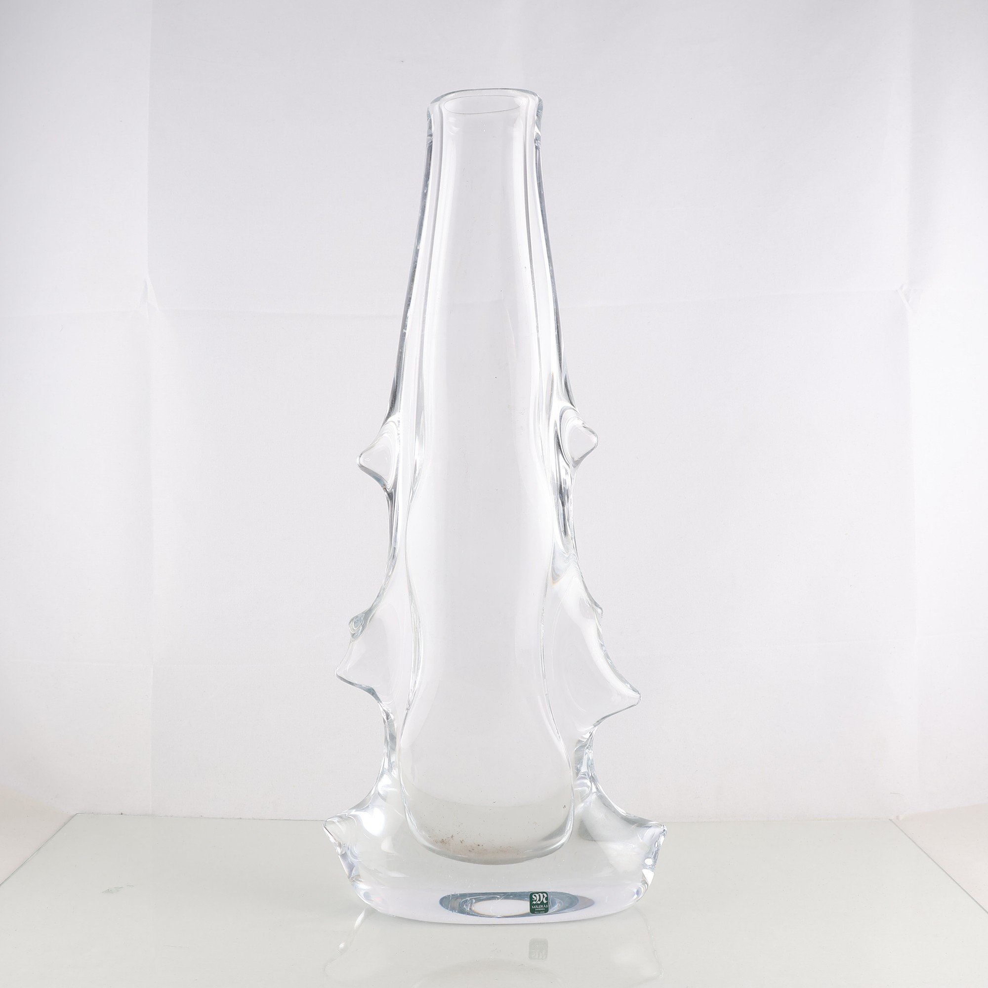 Vas, blykristall, Erika Höglund, Målerås. Endast avhämtning.