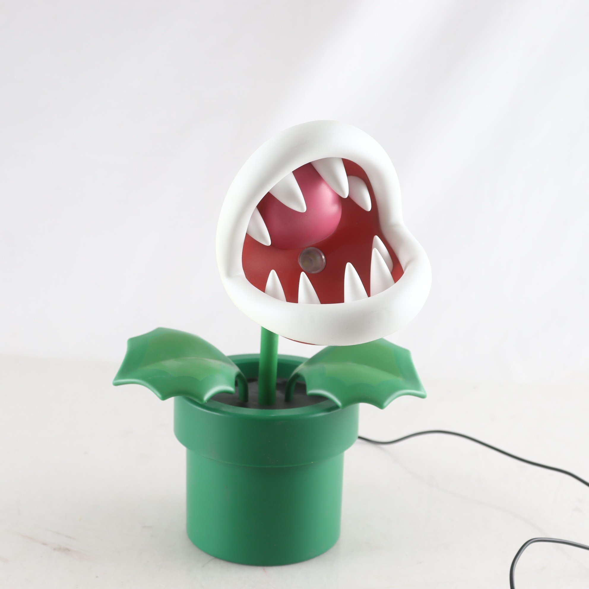 Lampa, Piranha plant, Super Mario