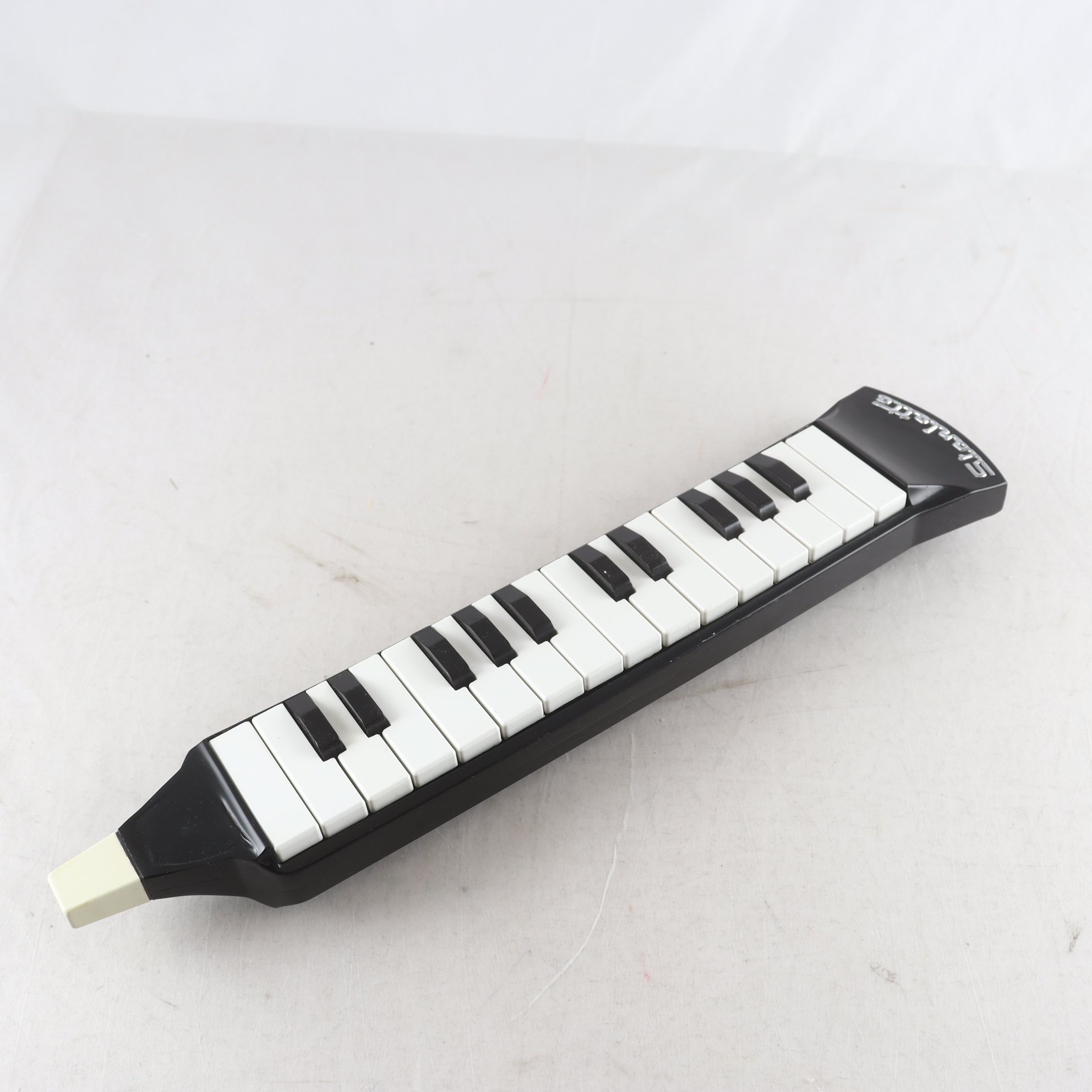 Melodica, Starlette, Crucianelli