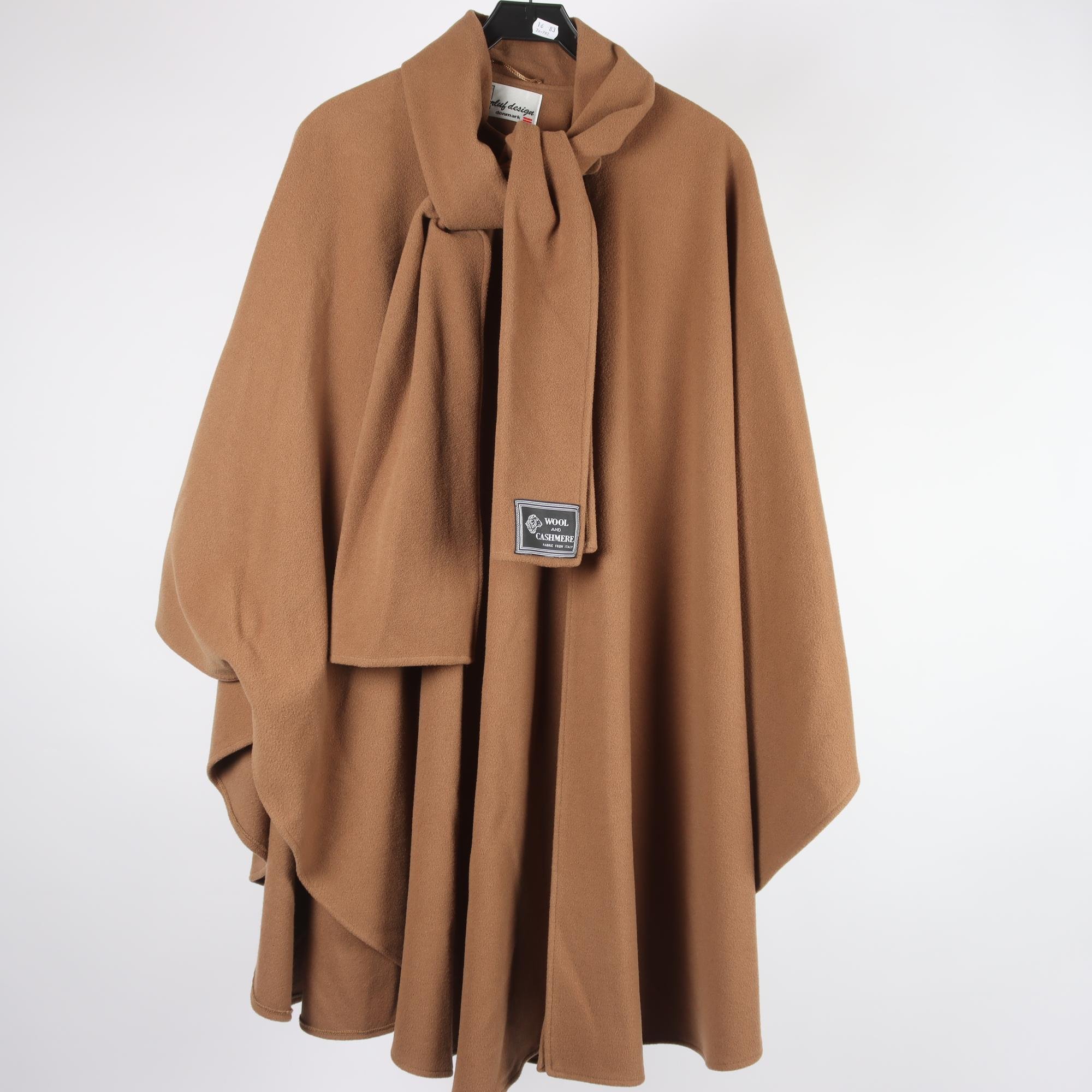 Poncho, Herluf Design, ull & kashmir, one size