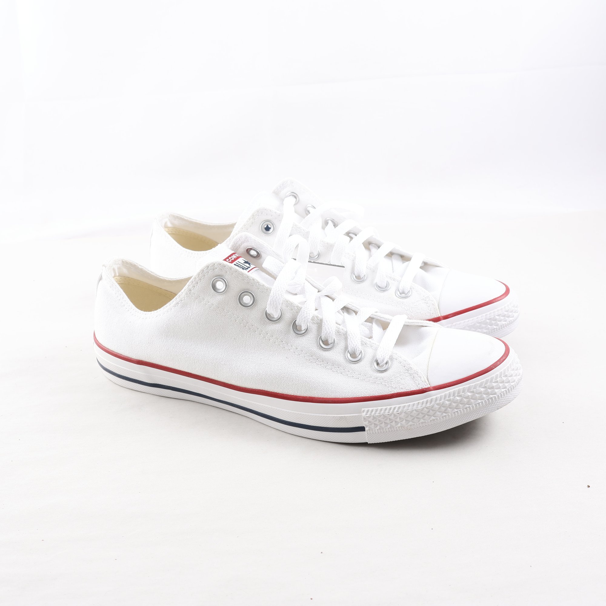 Sneakers, Converse, vit, stl. 44.