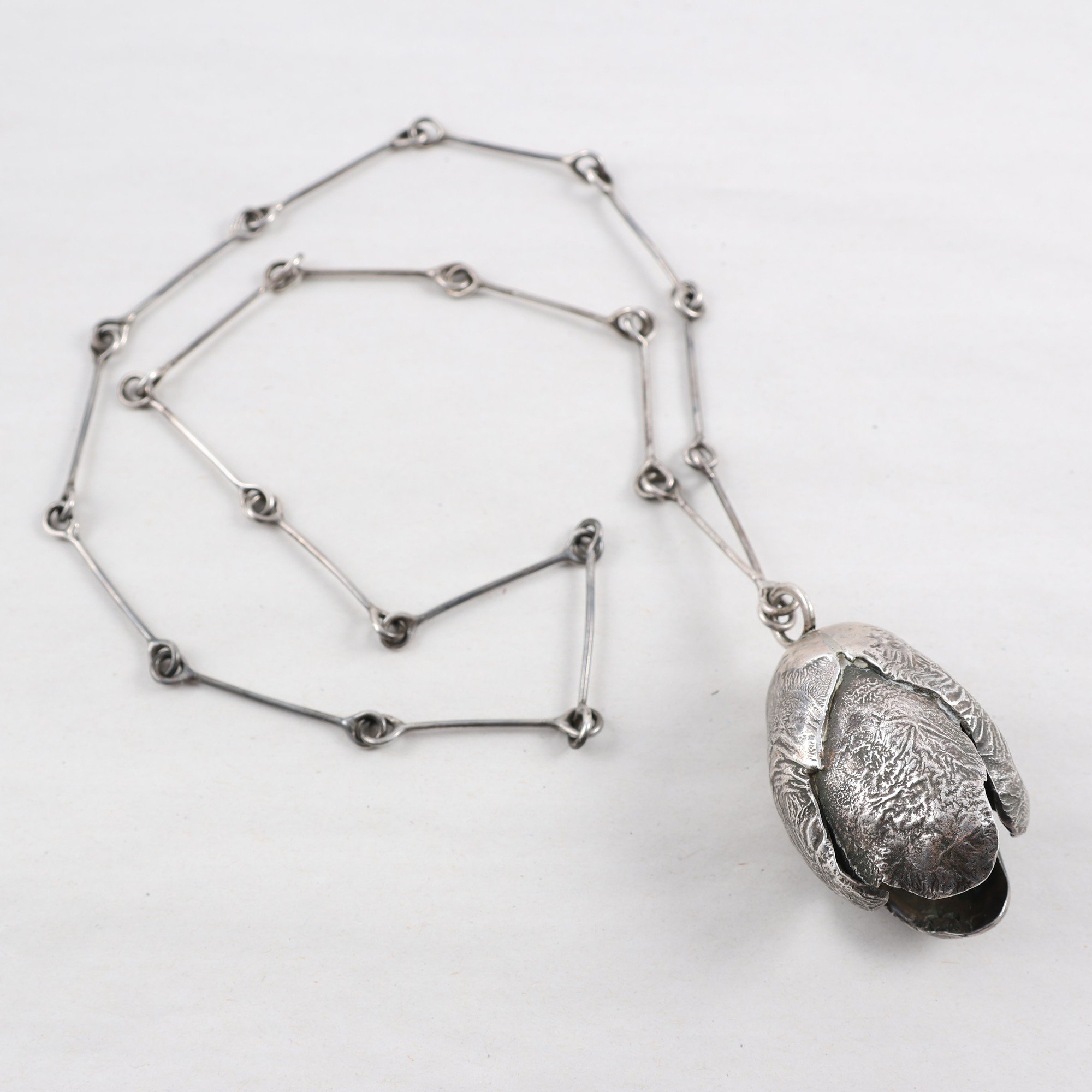 Halsband & hänge, silver, handgjort, vikt: 71.4g