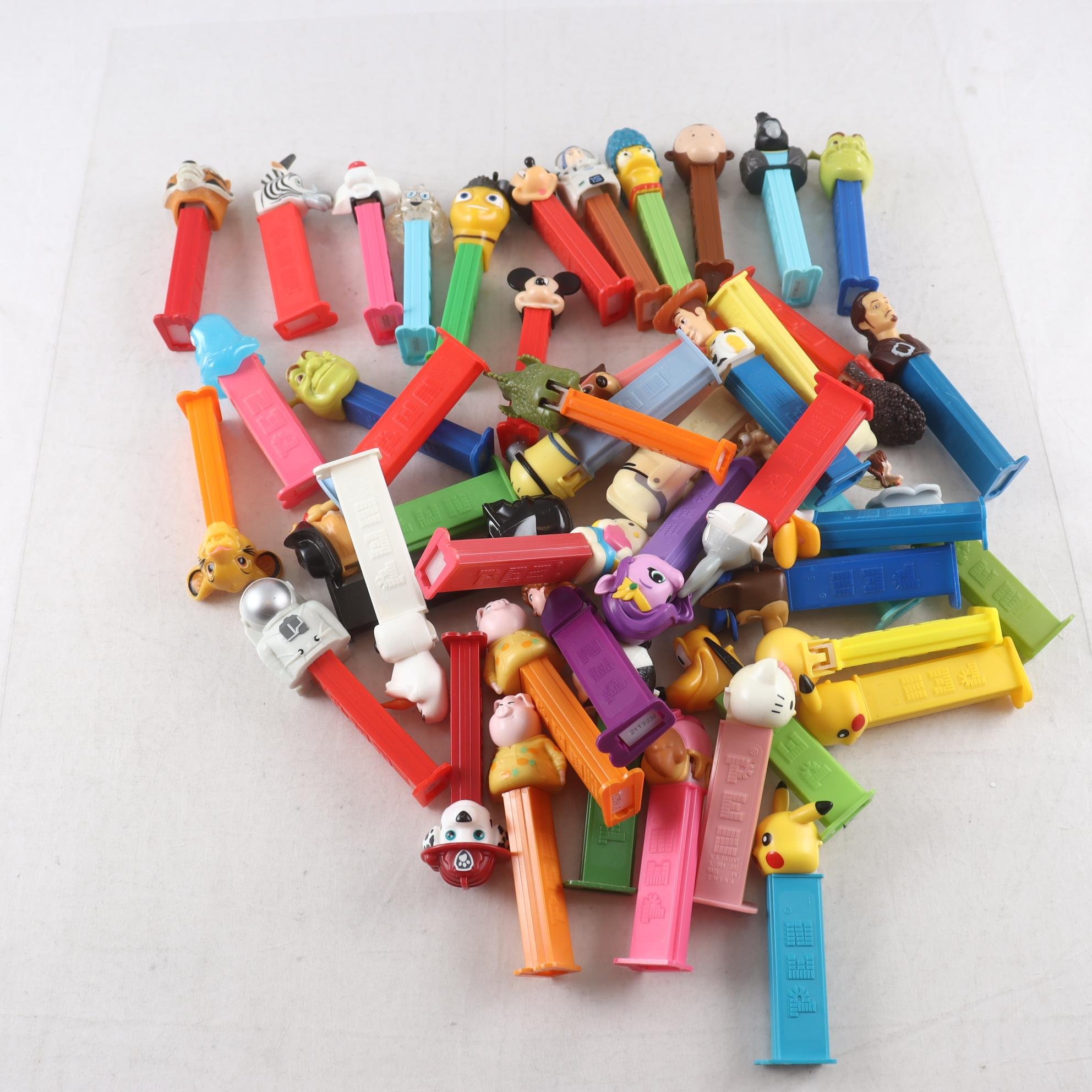 Figurer, PEZ, godishållare