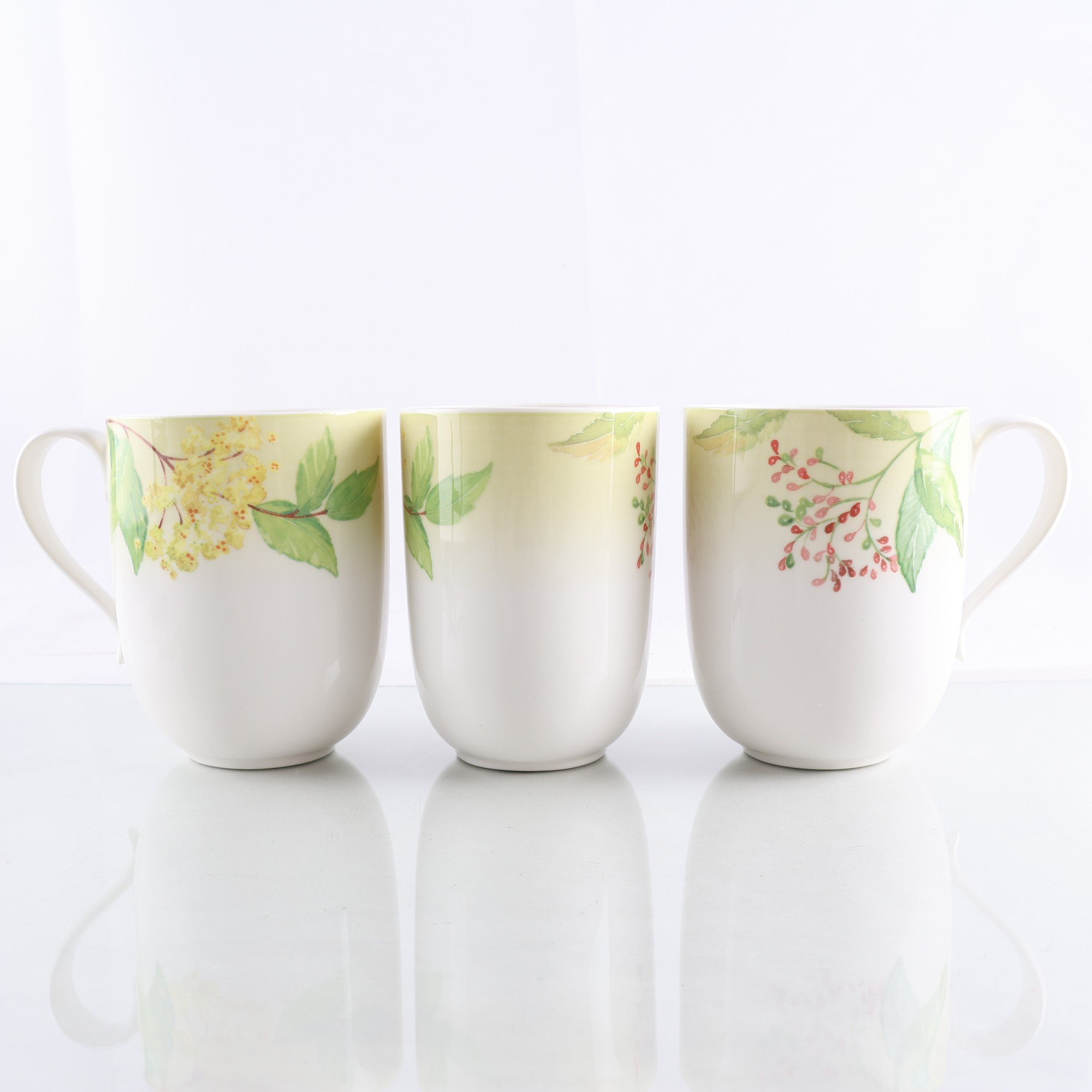 Muggar, Villeroy & Boch, ”Green Garland”, porslin, 3 st. Samfraktas ej.
